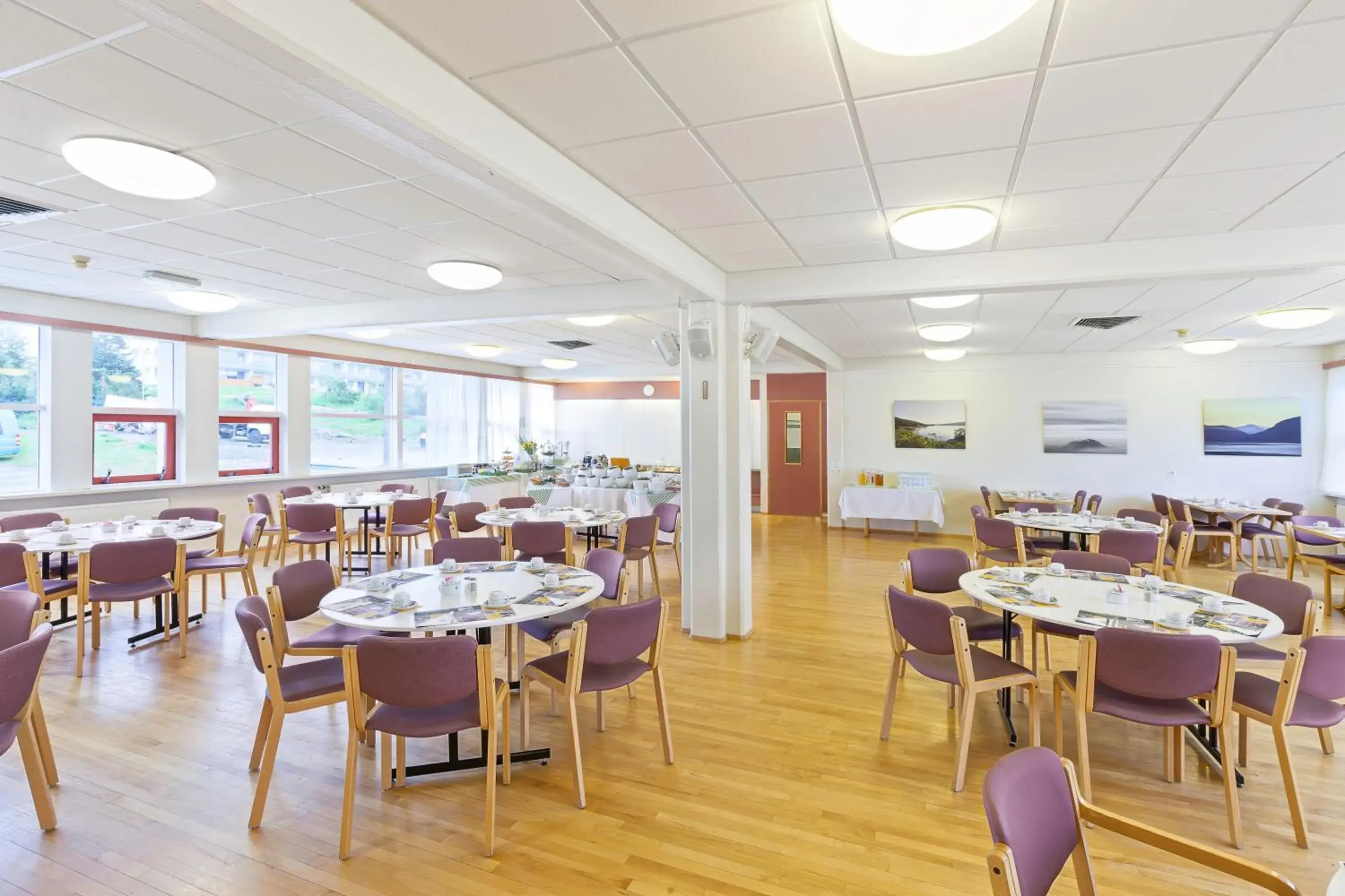 Restaurant/places to eat in Hotel Edda Egilsstadir Restaurant/places to eat in Hotel Edda Egilsstadir