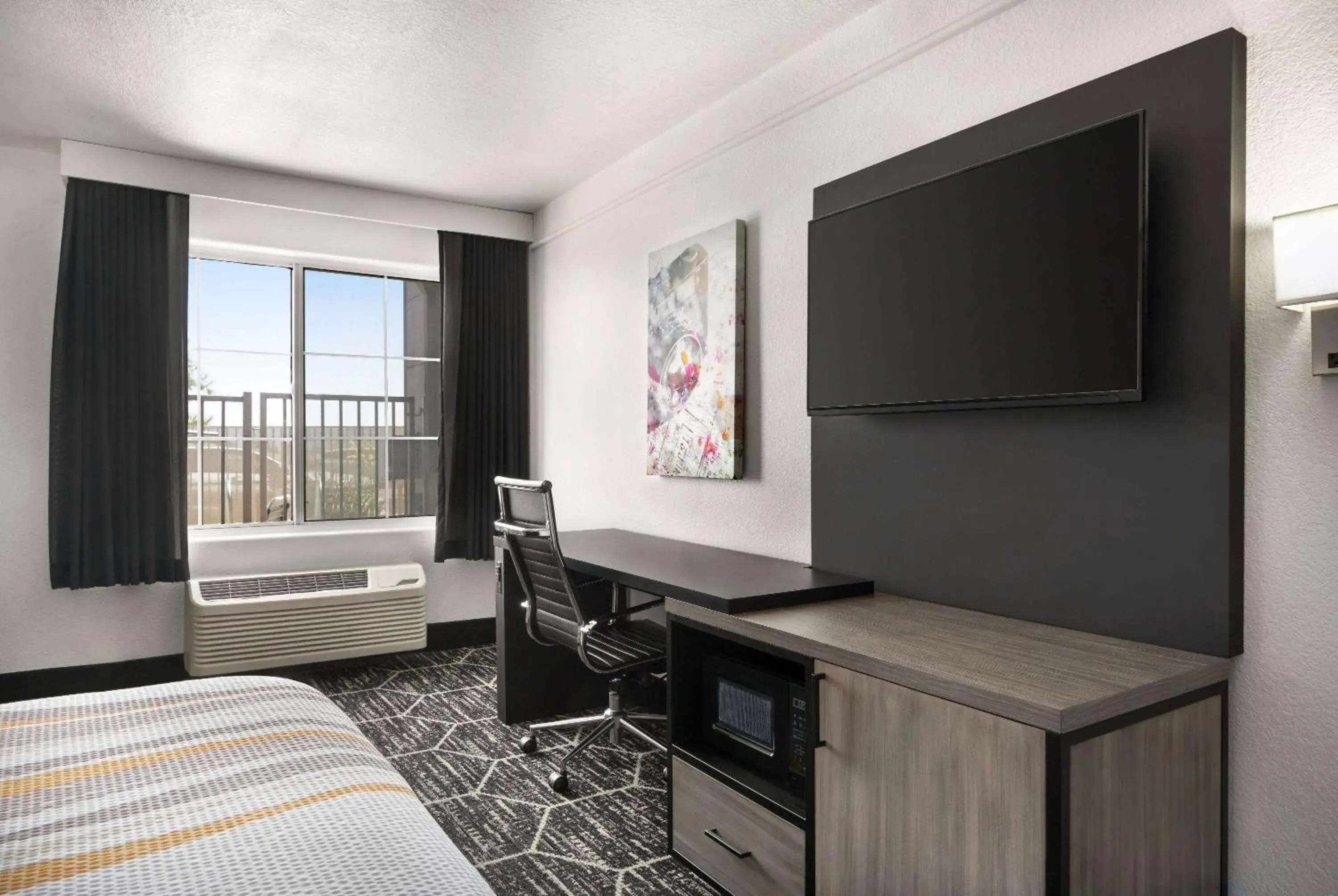 Photo of the whole room, Bed in La Quinta by Wyndham Hesperia Victorville Photo of the whole room, Bed in La Quinta by Wyndham Hesperia Victorville