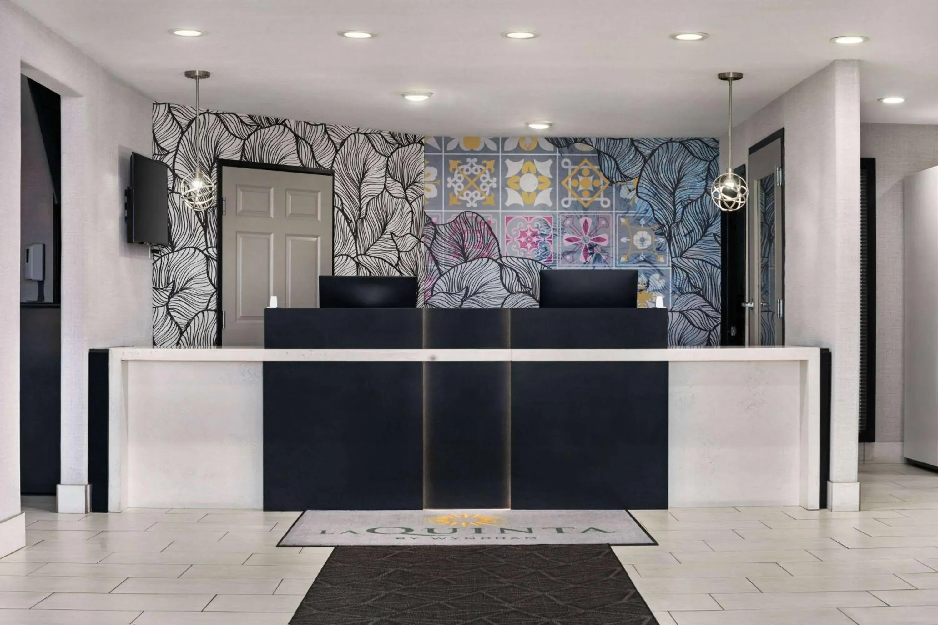 Lobby or reception in La Quinta by Wyndham Hesperia Victorville Lobby or reception in La Quinta by Wyndham Hesperia Victorville
