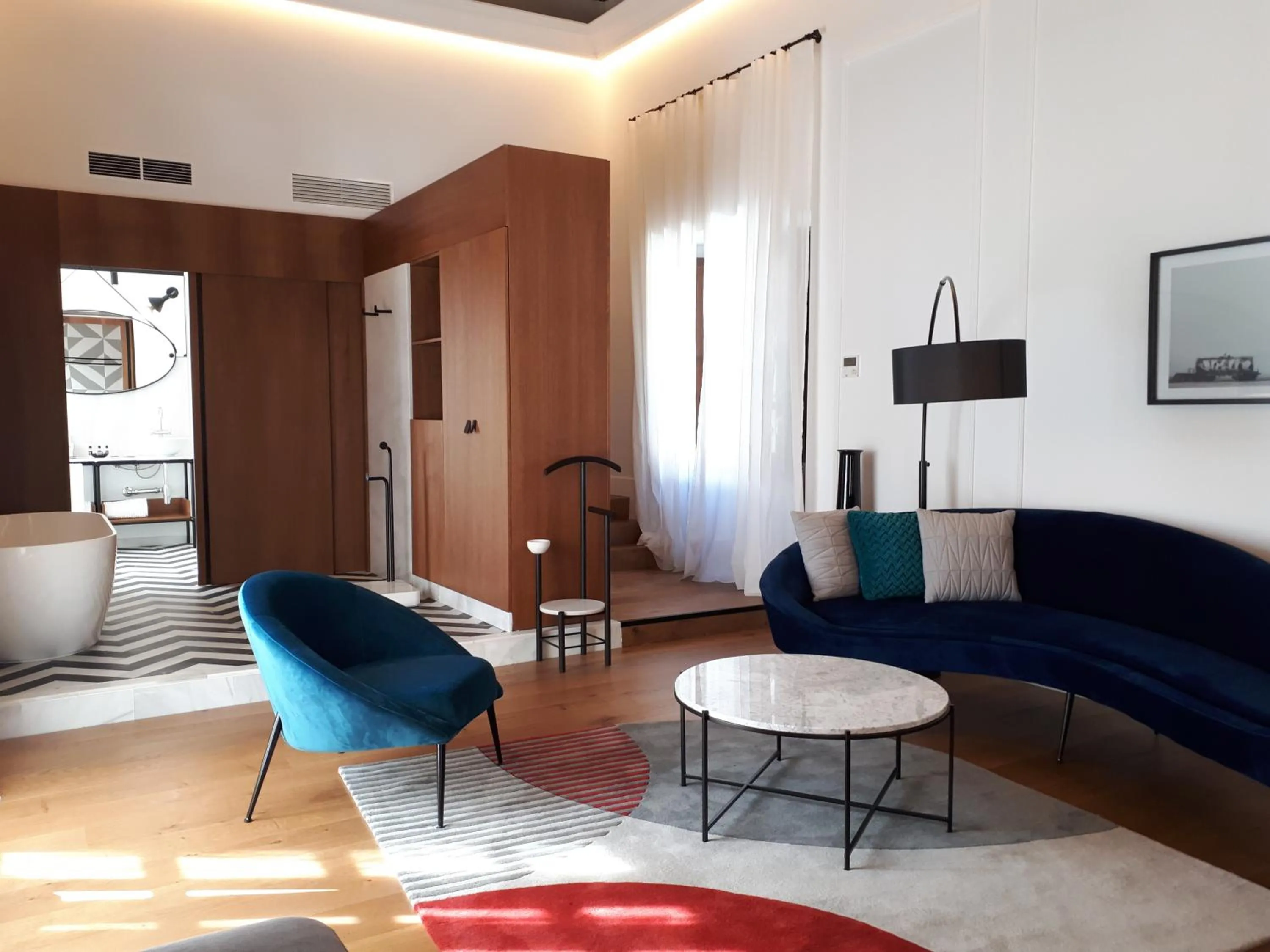 Decorative detail in One Shot Conde Torrejón