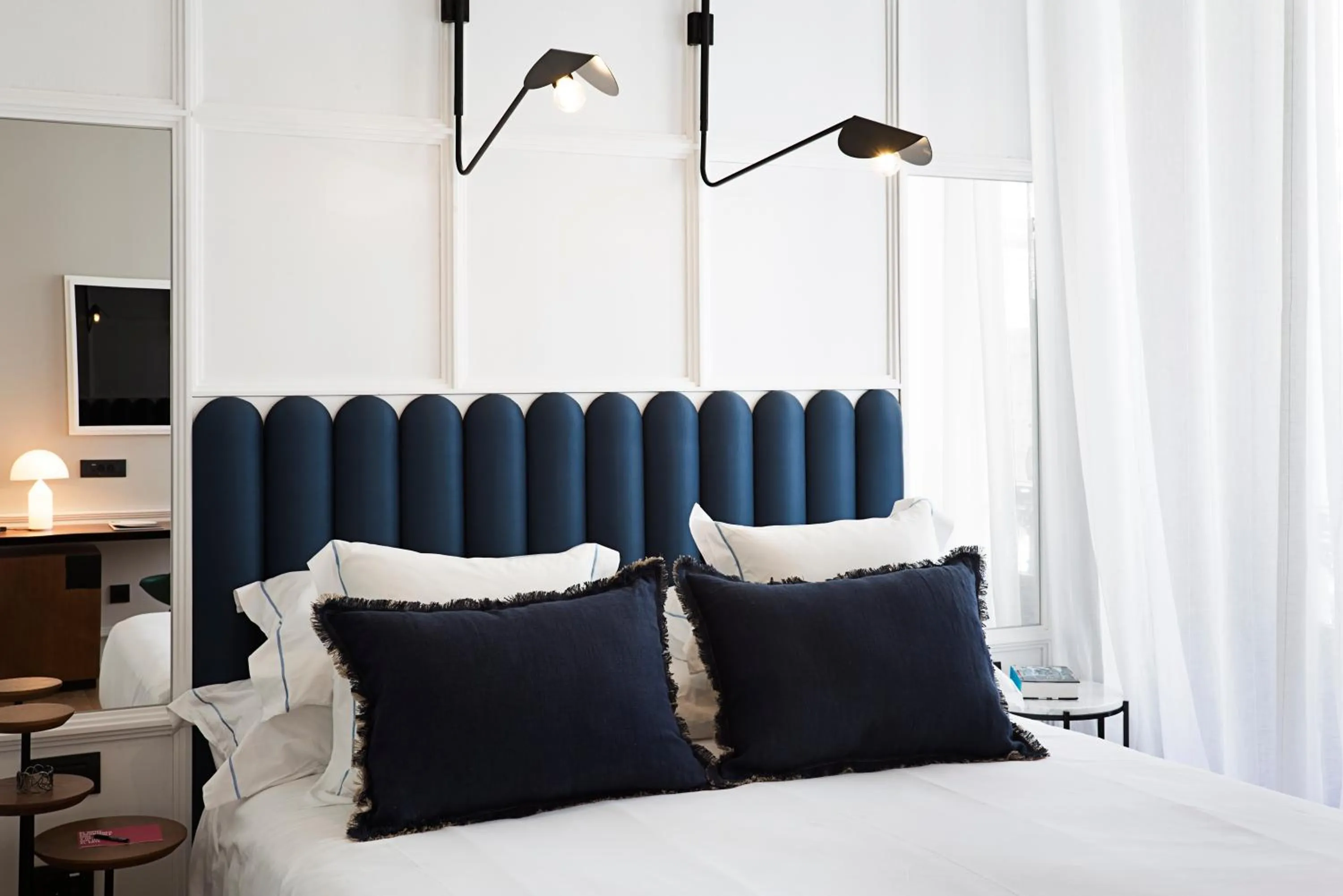 Decorative detail, Bed in One Shot Conde Torrejón