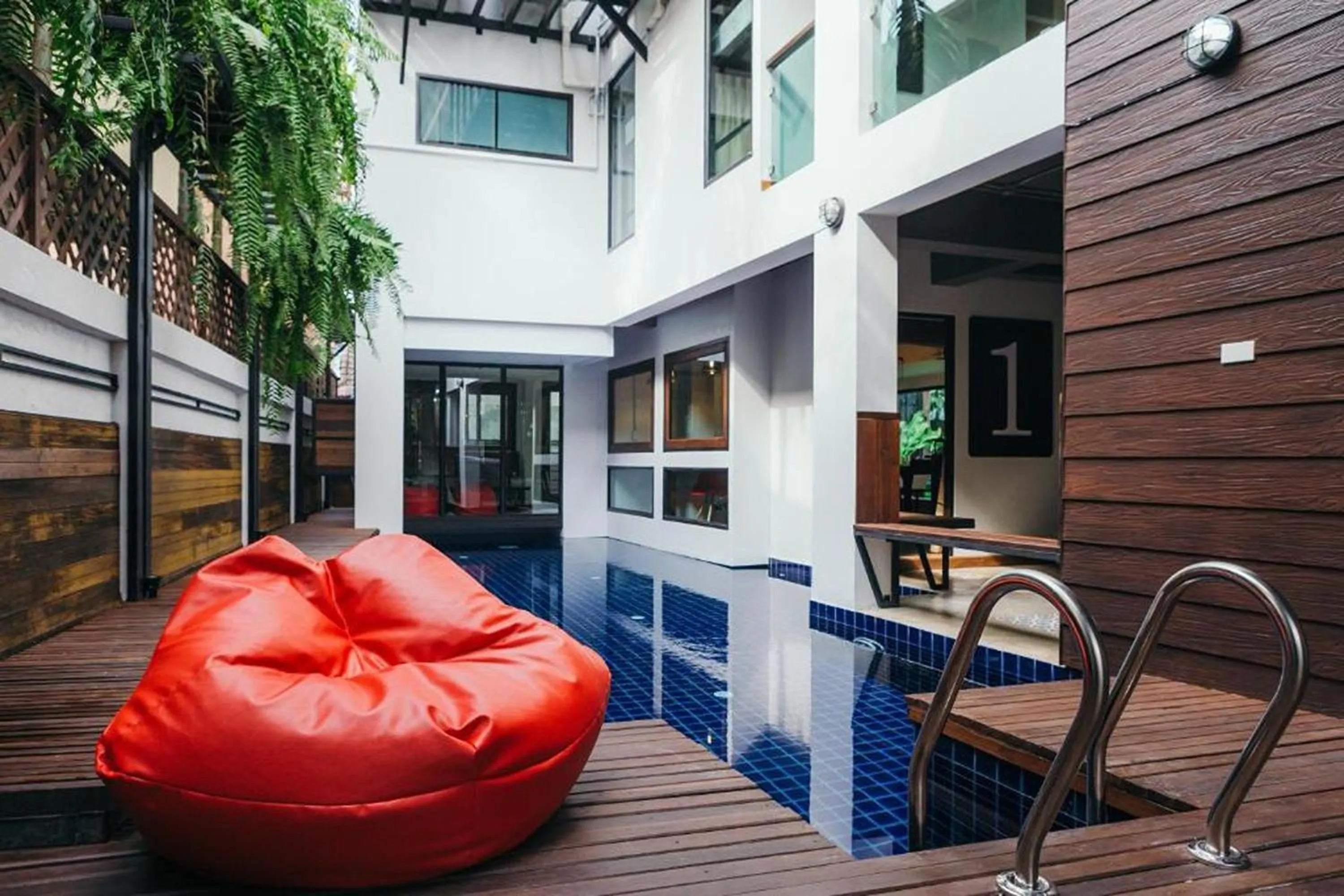 Swimming pool in 33 Poshtel