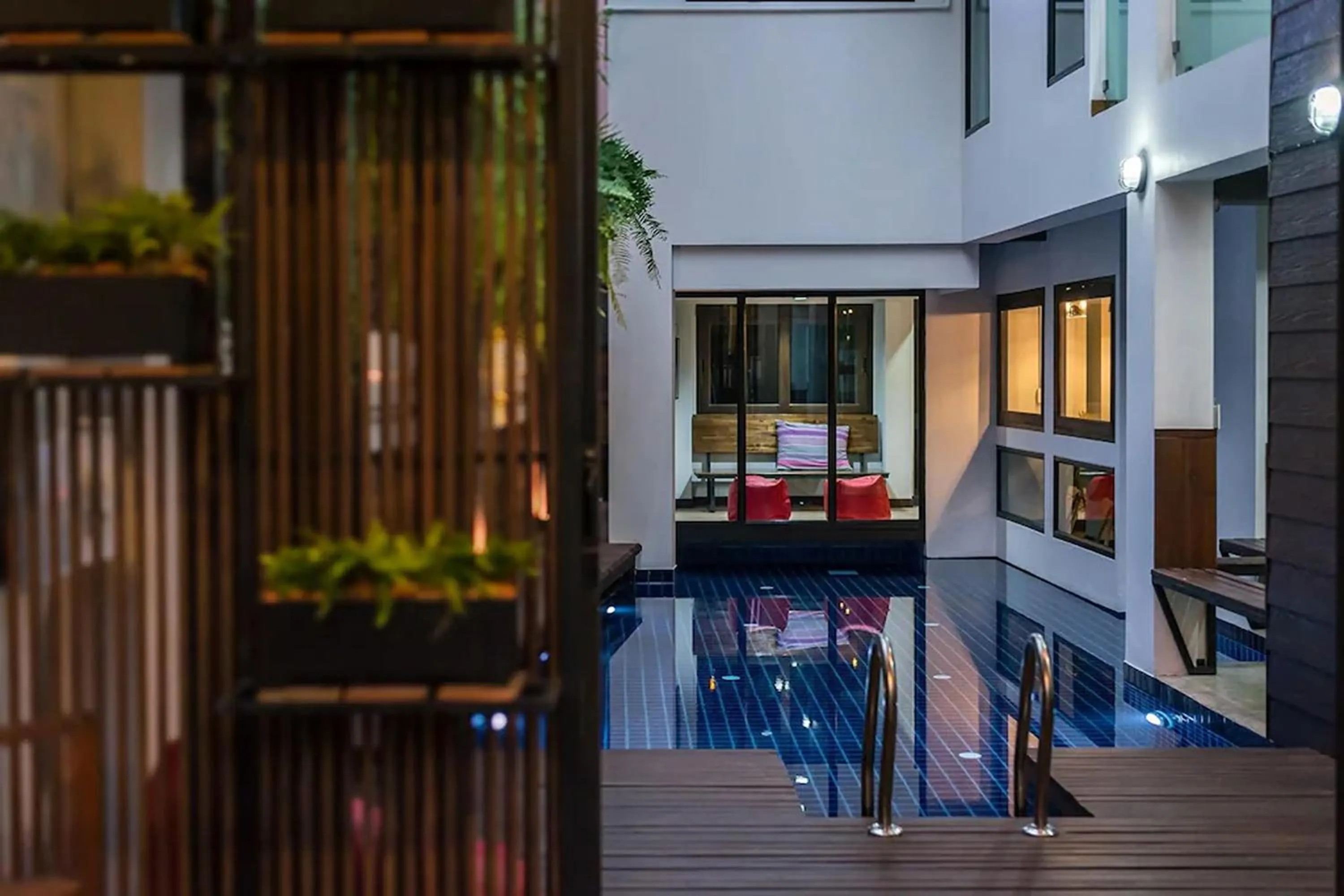 Swimming pool in 33 Poshtel