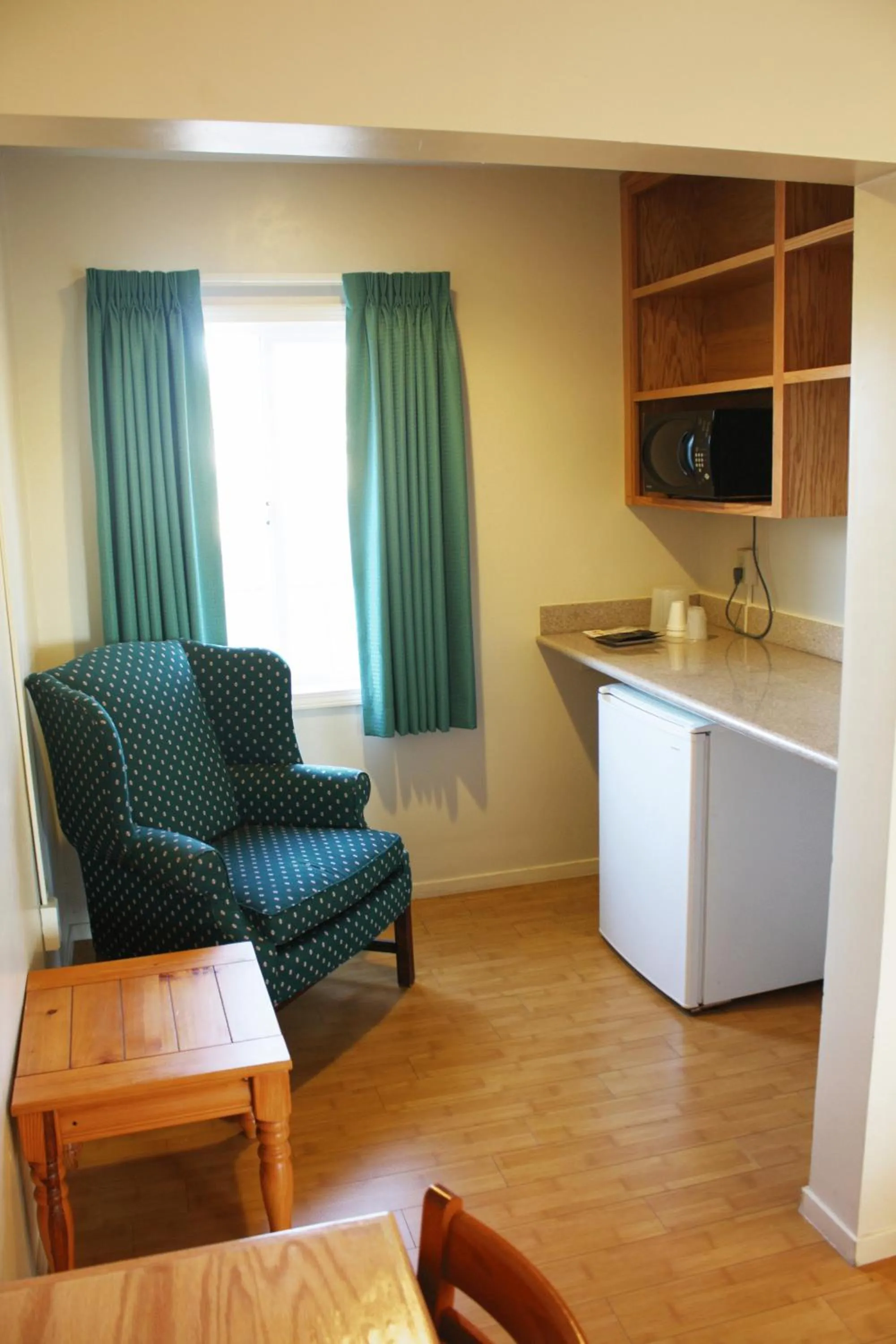 Decorative detail in Sunrise Inn