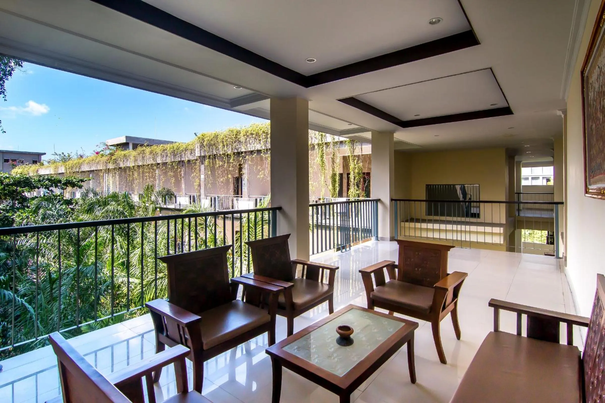 Area and facilities in Champlung Mas Hotel Legian