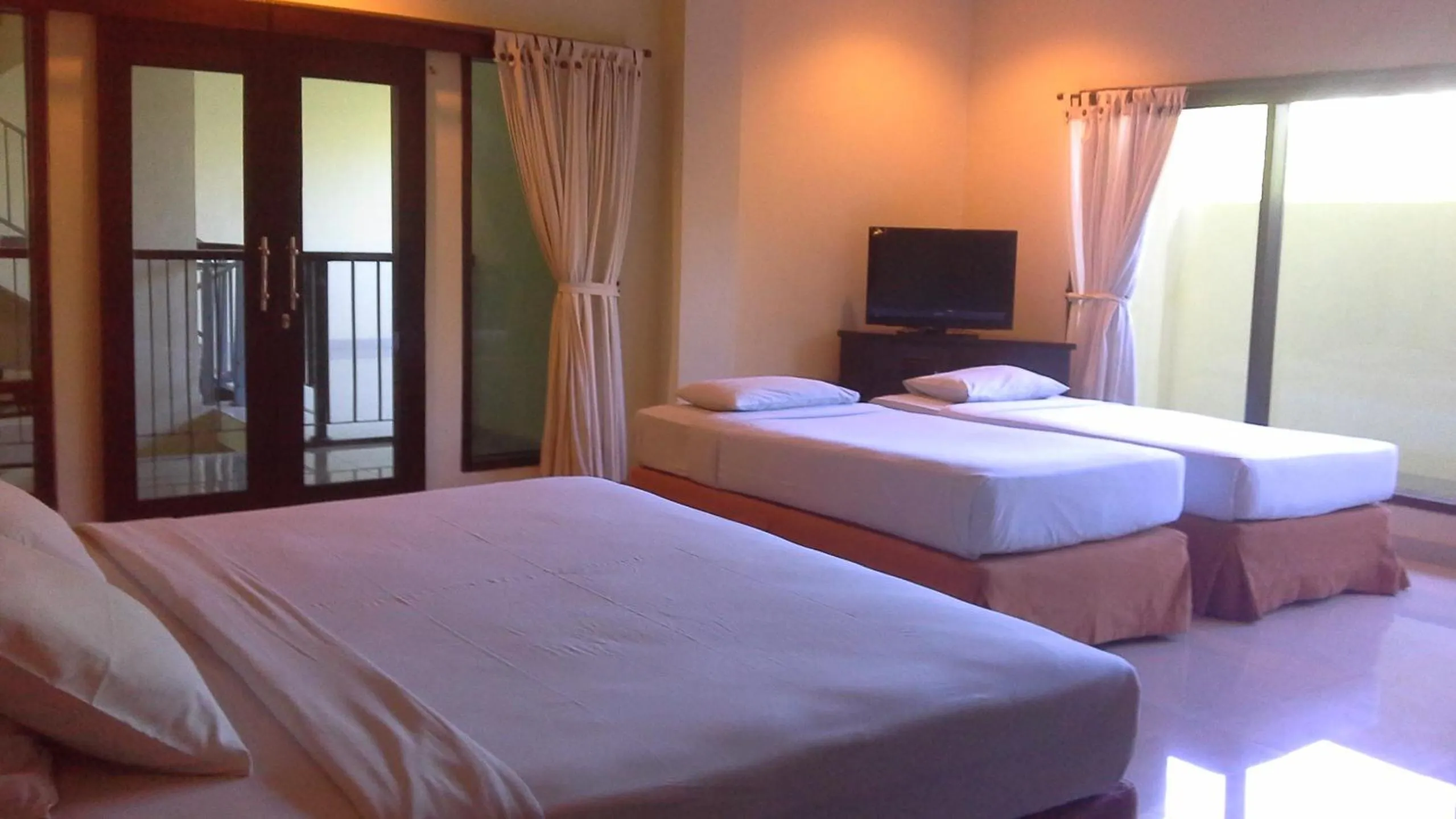 Bedroom, Bed in Champlung Mas Hotel Legian