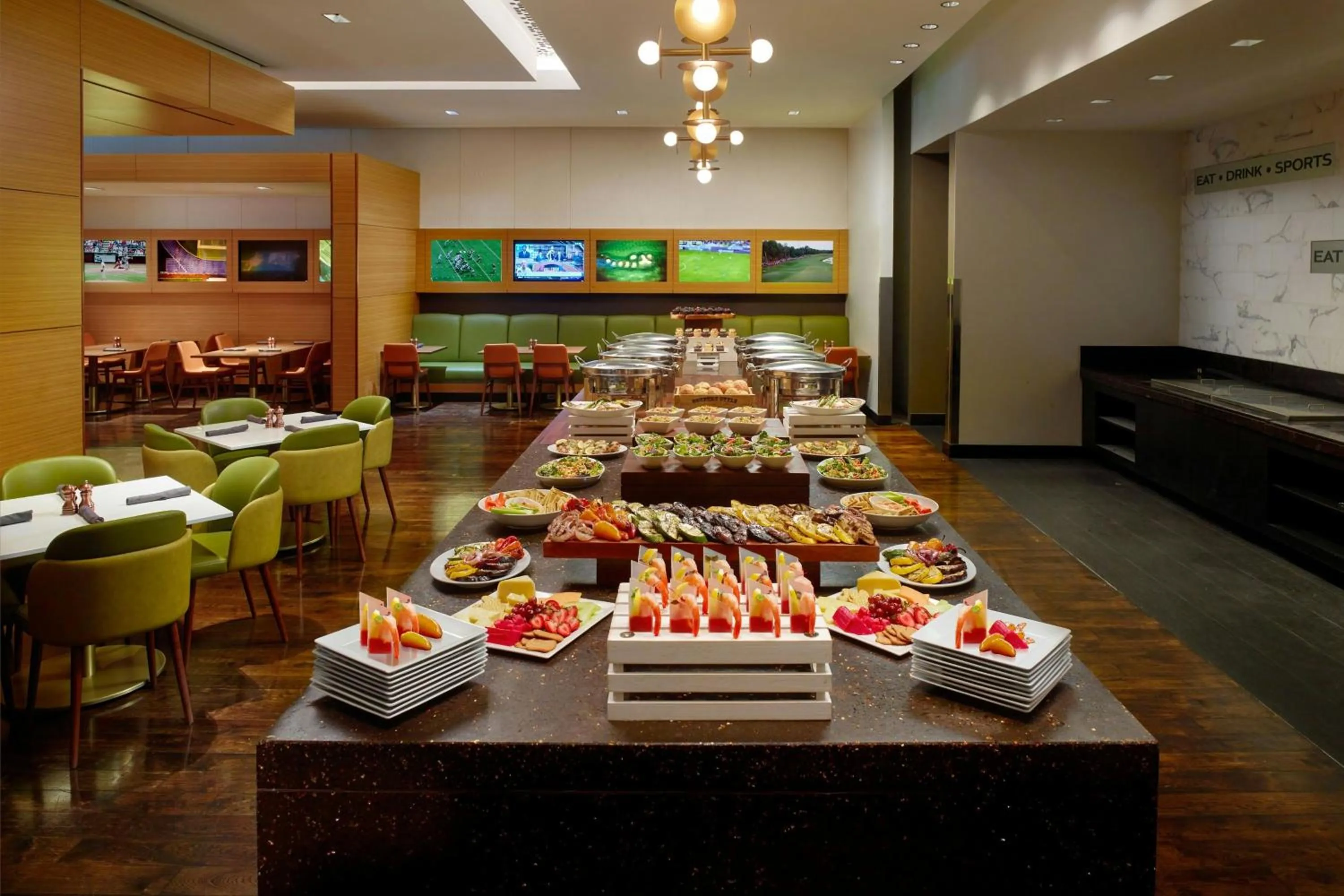 Restaurant/places to eat in Atlanta Airport Marriott Gateway