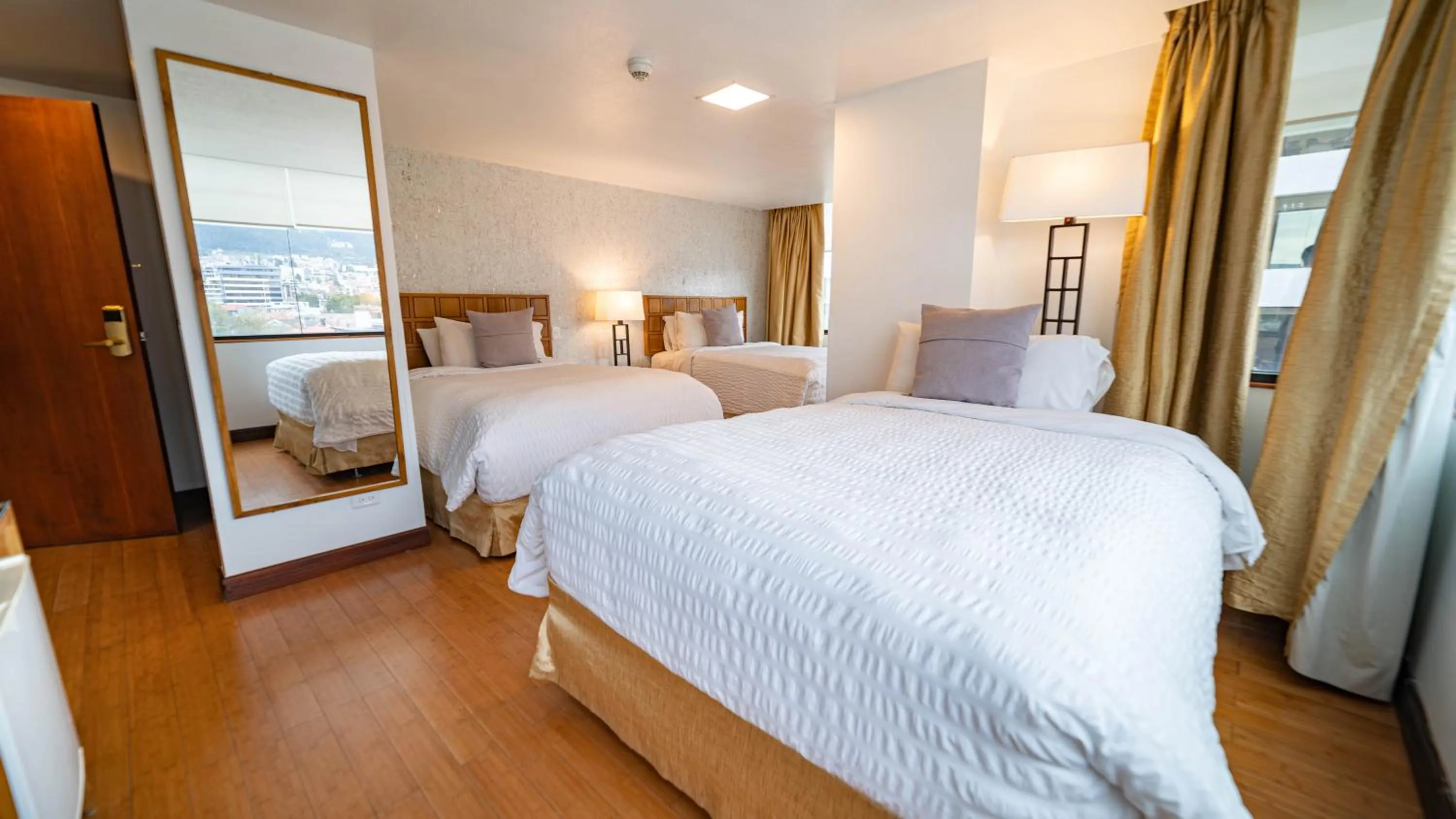 Property building, Bed in Hotel Rio Amazonas