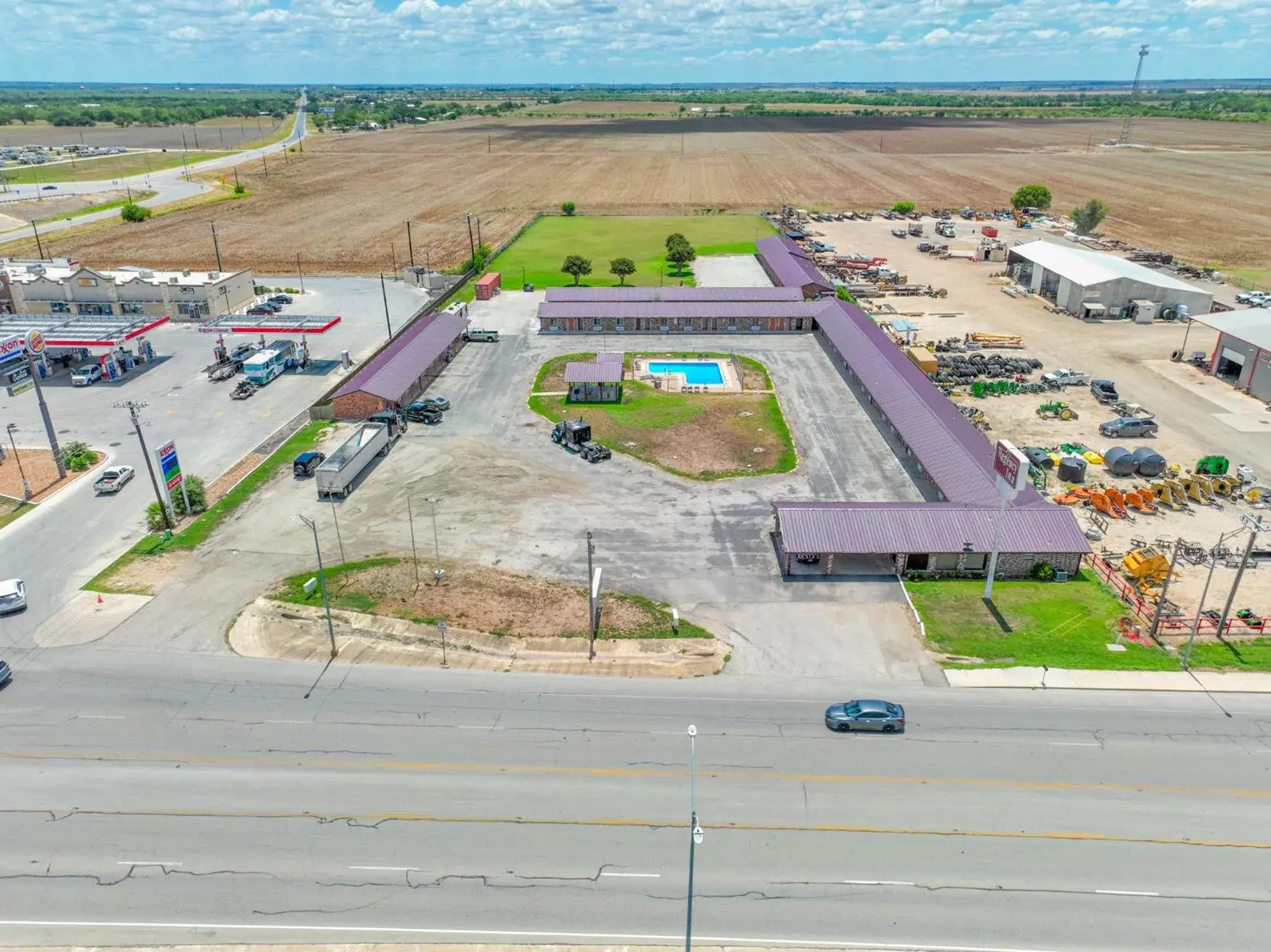 View (from property/room) in Regency Inn Hondo View (from property/room) in Regency Inn Hondo