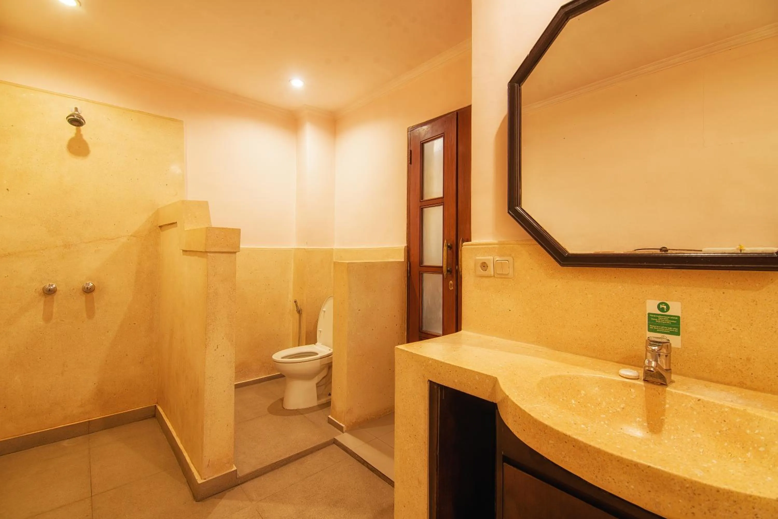 Bathroom in Champlung Sari Hotel and Spa Ubud