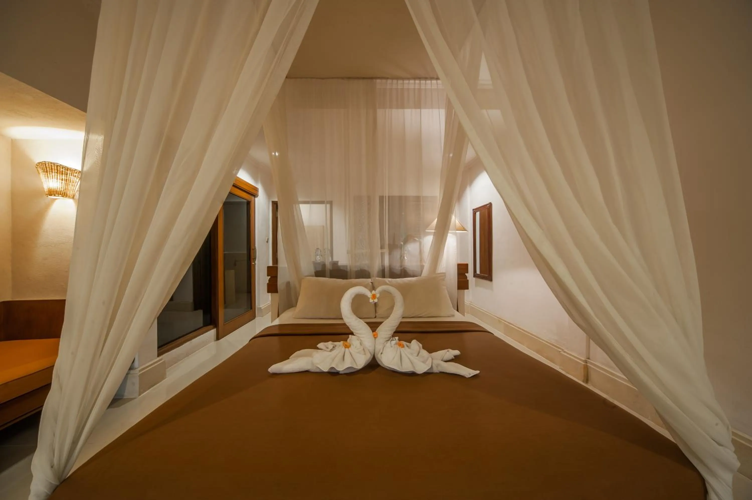 Bedroom, Bed in Champlung Sari Hotel and Spa Ubud