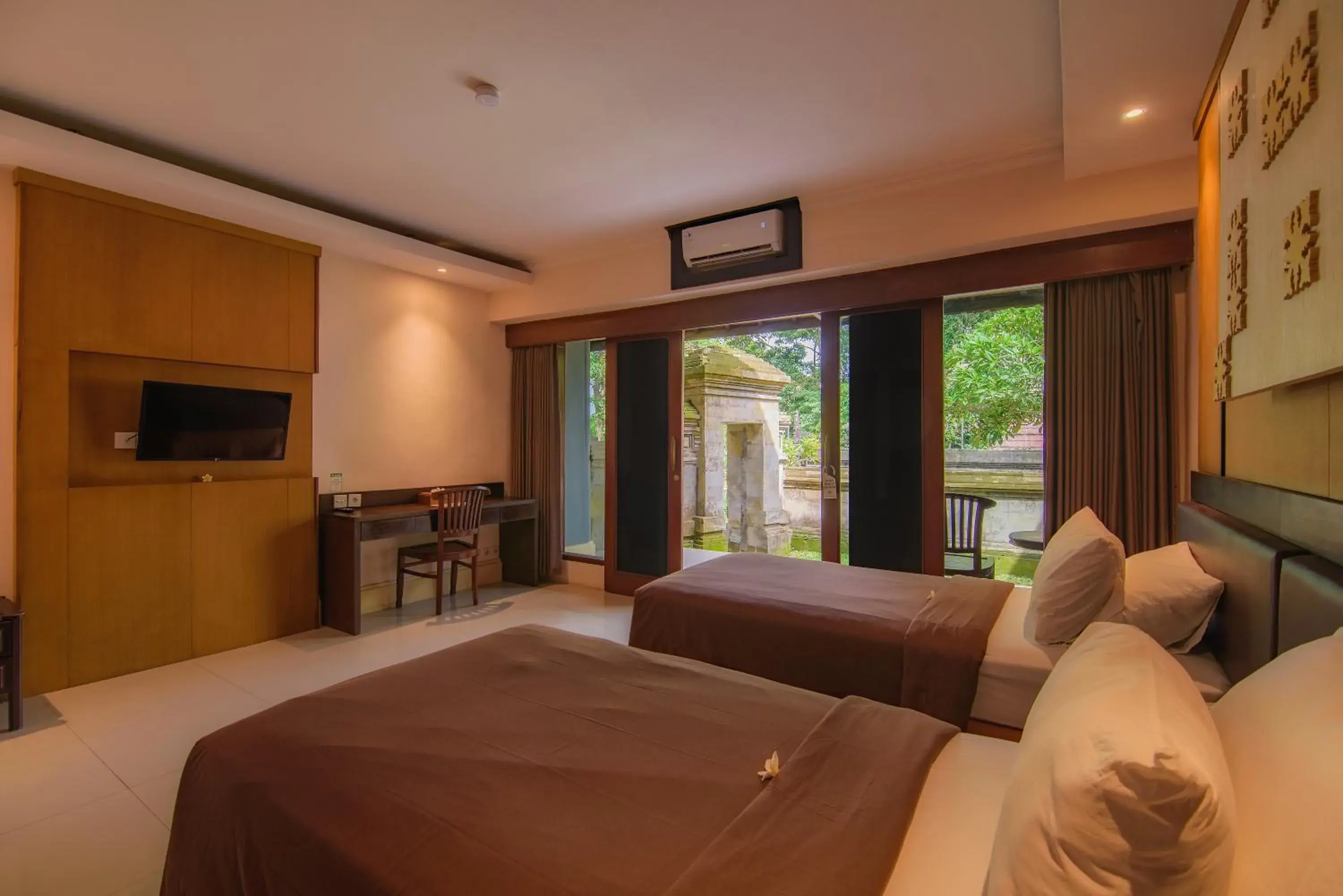 Bedroom, Bed in Champlung Sari Hotel and Spa Ubud