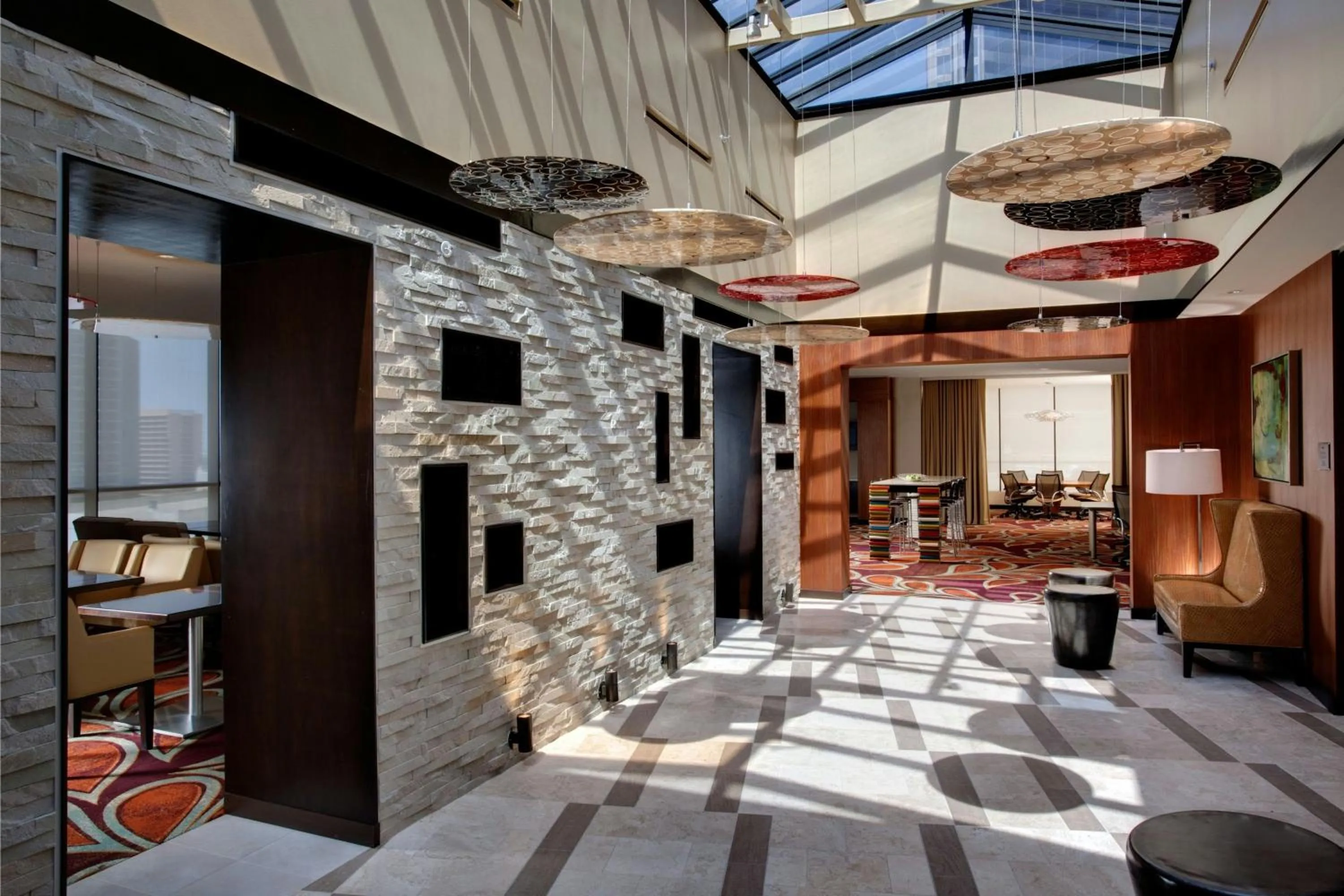 Lounge or bar in Dallas Marriott Downtown