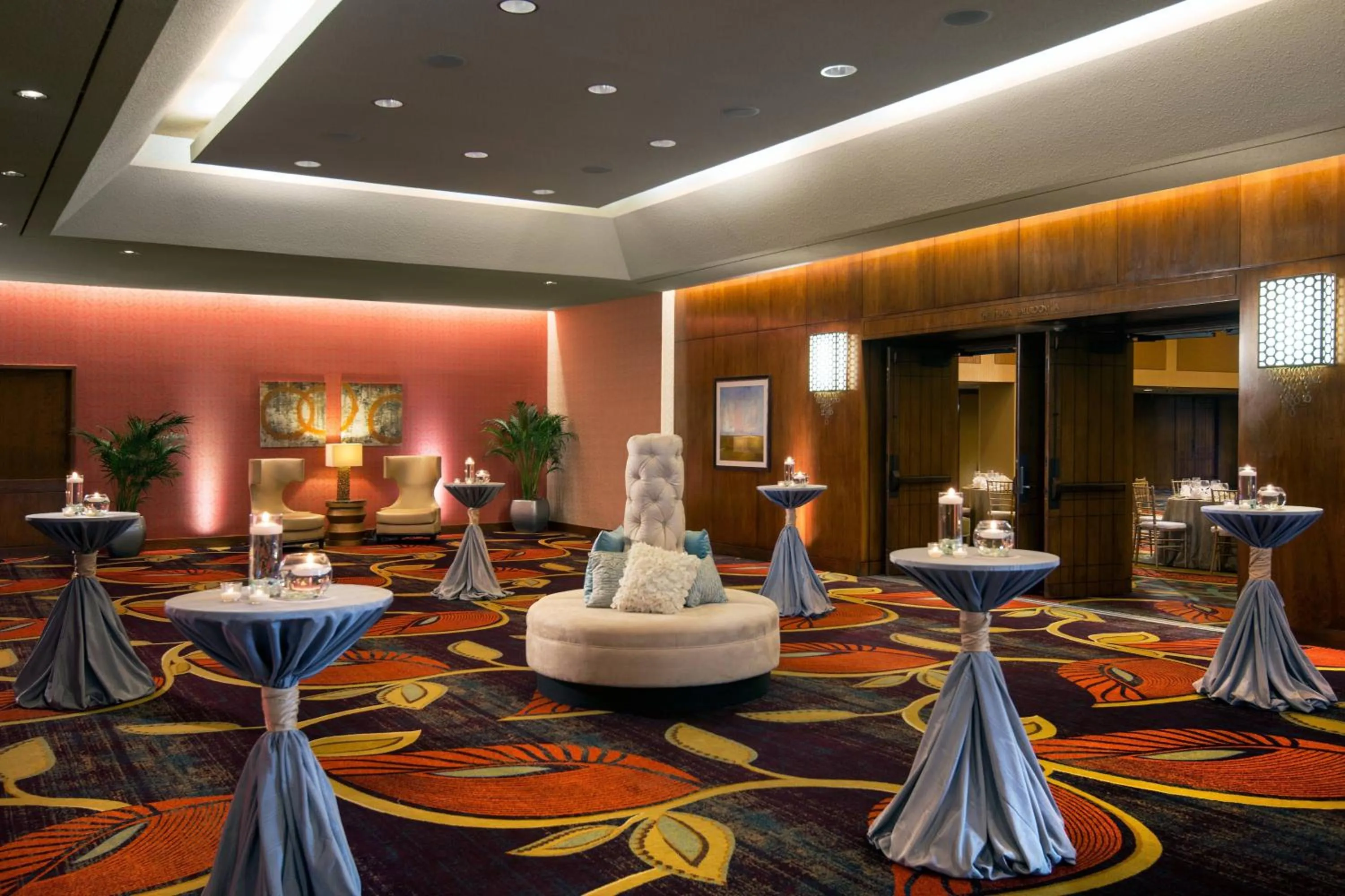 Lobby or reception in Dallas Marriott Downtown