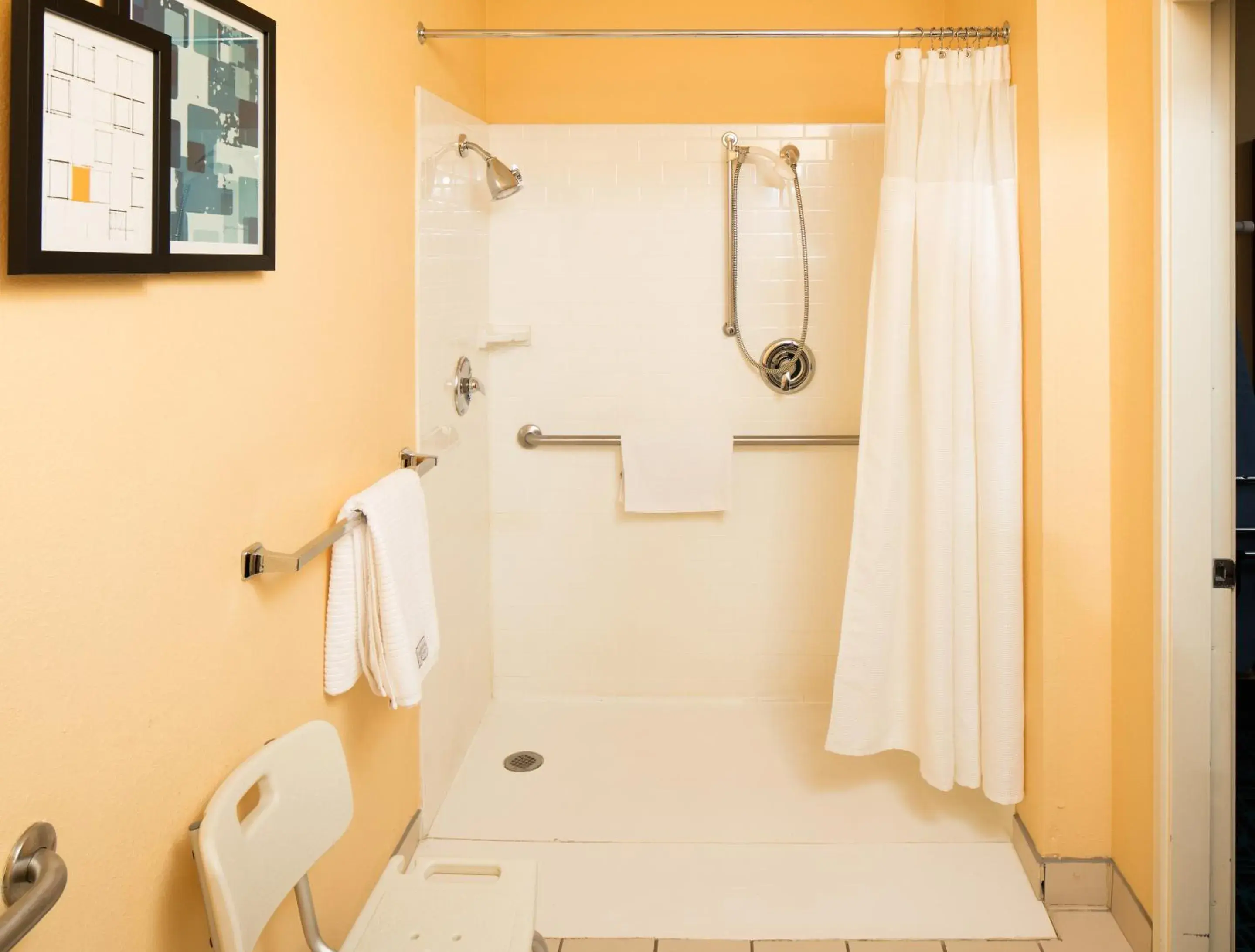 Bathroom in Baymont by Wyndham Dayton North Bathroom in Baymont by Wyndham Dayton North