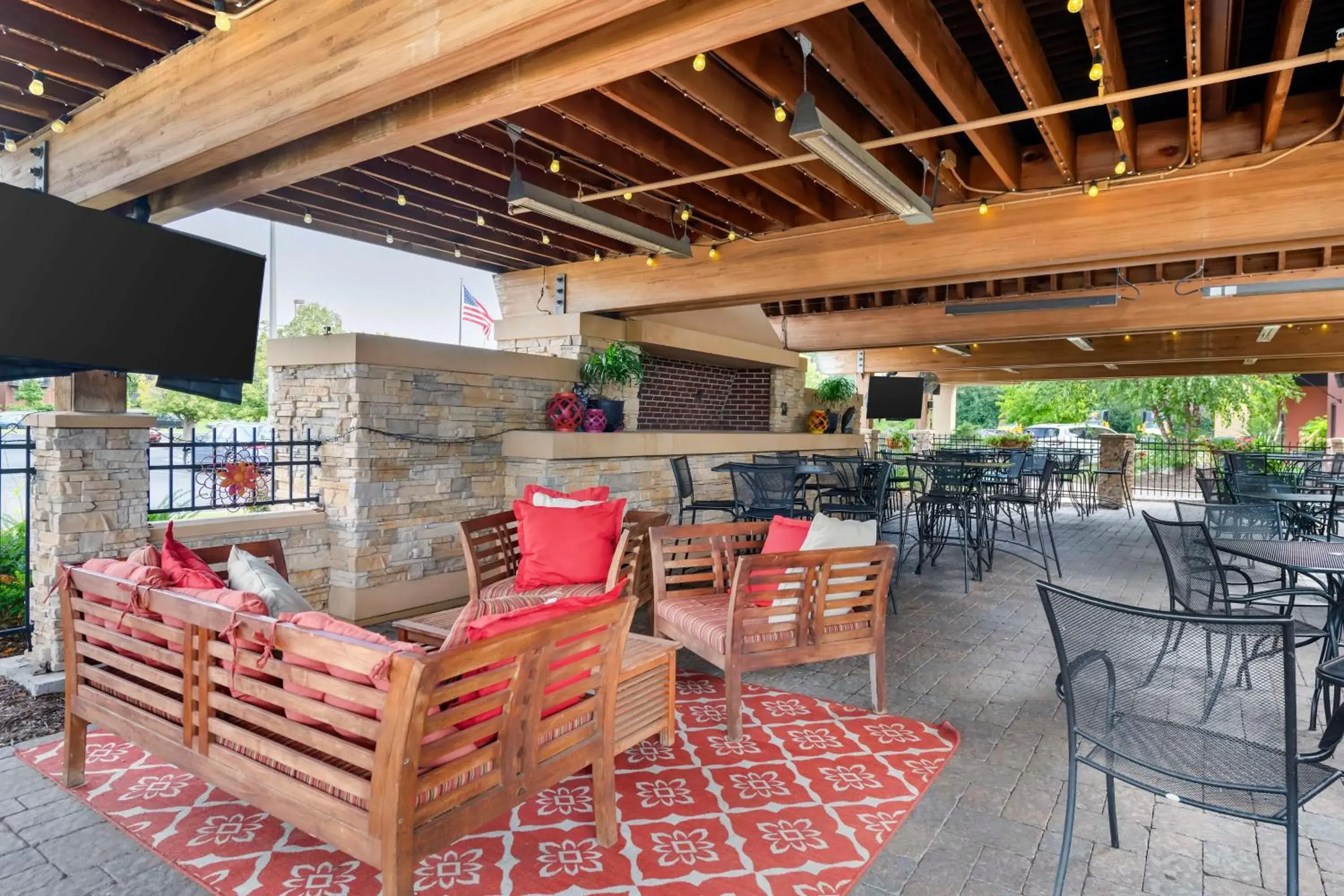 Restaurant/places to eat in Best Western Plus St. Paul North/Shoreview Restaurant/places to eat in Best Western Plus St. Paul North/Shoreview