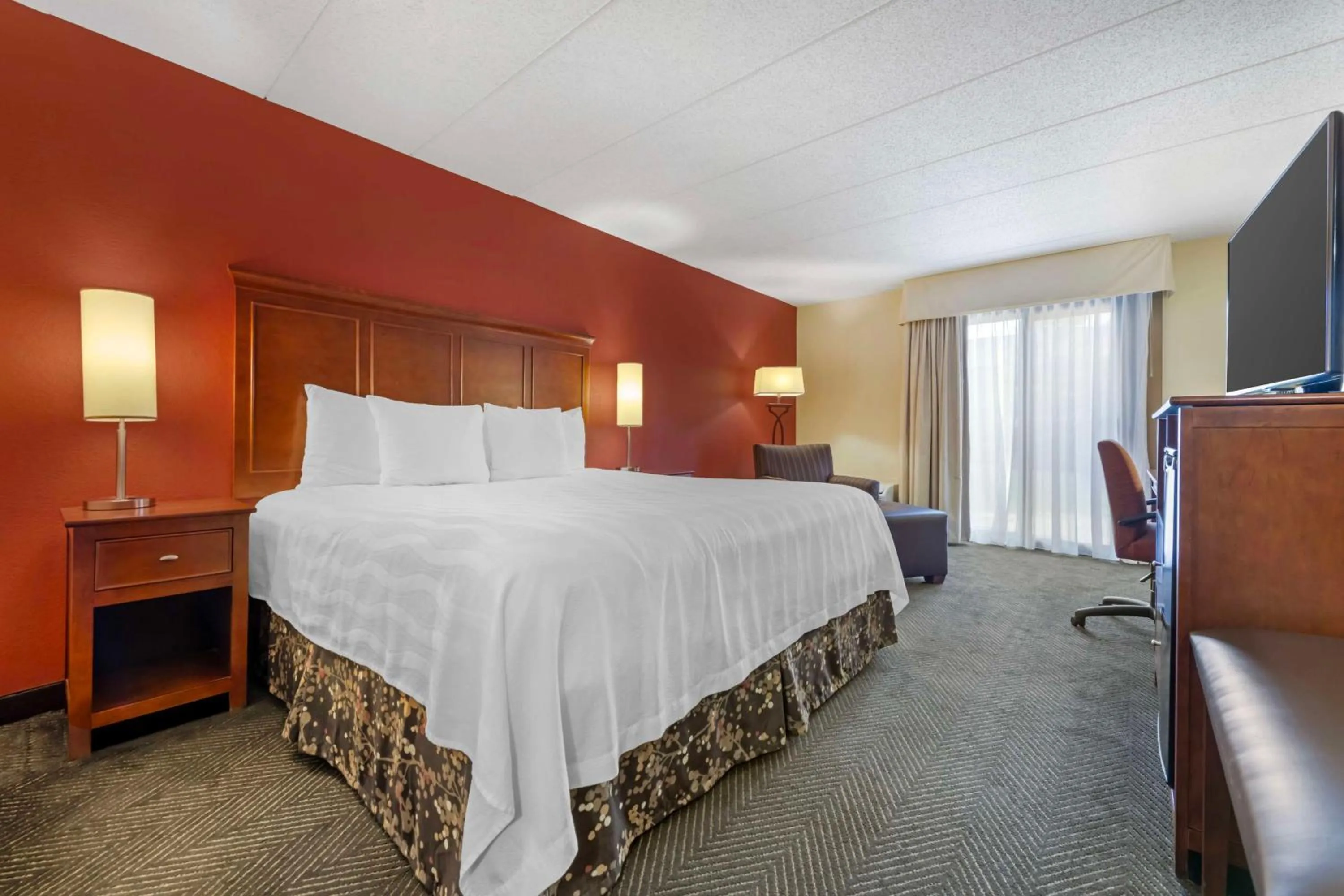 Bedroom, Bed in Best Western Plus St. Paul North/Shoreview