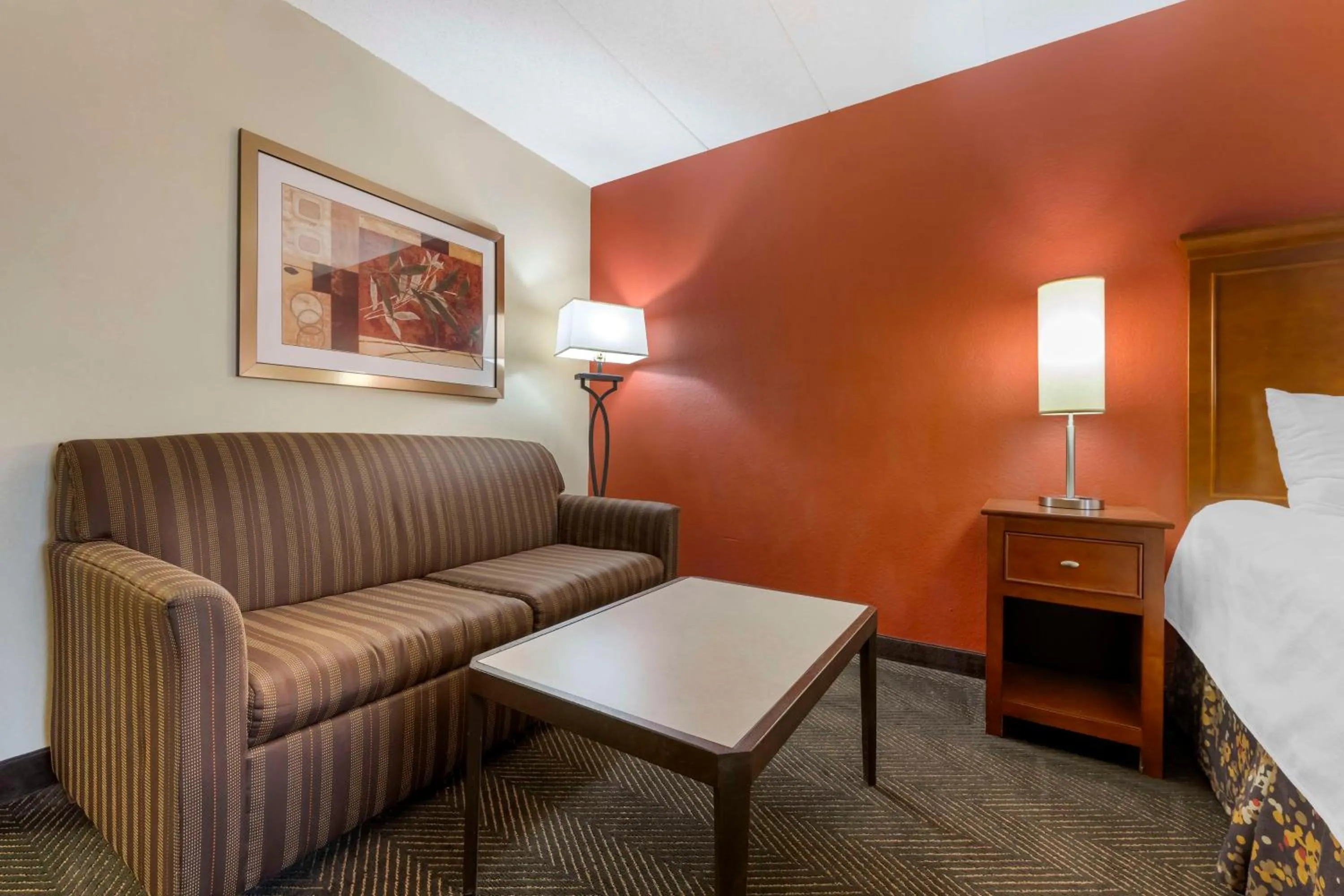 Bedroom, Bed in Best Western Plus St. Paul North/Shoreview