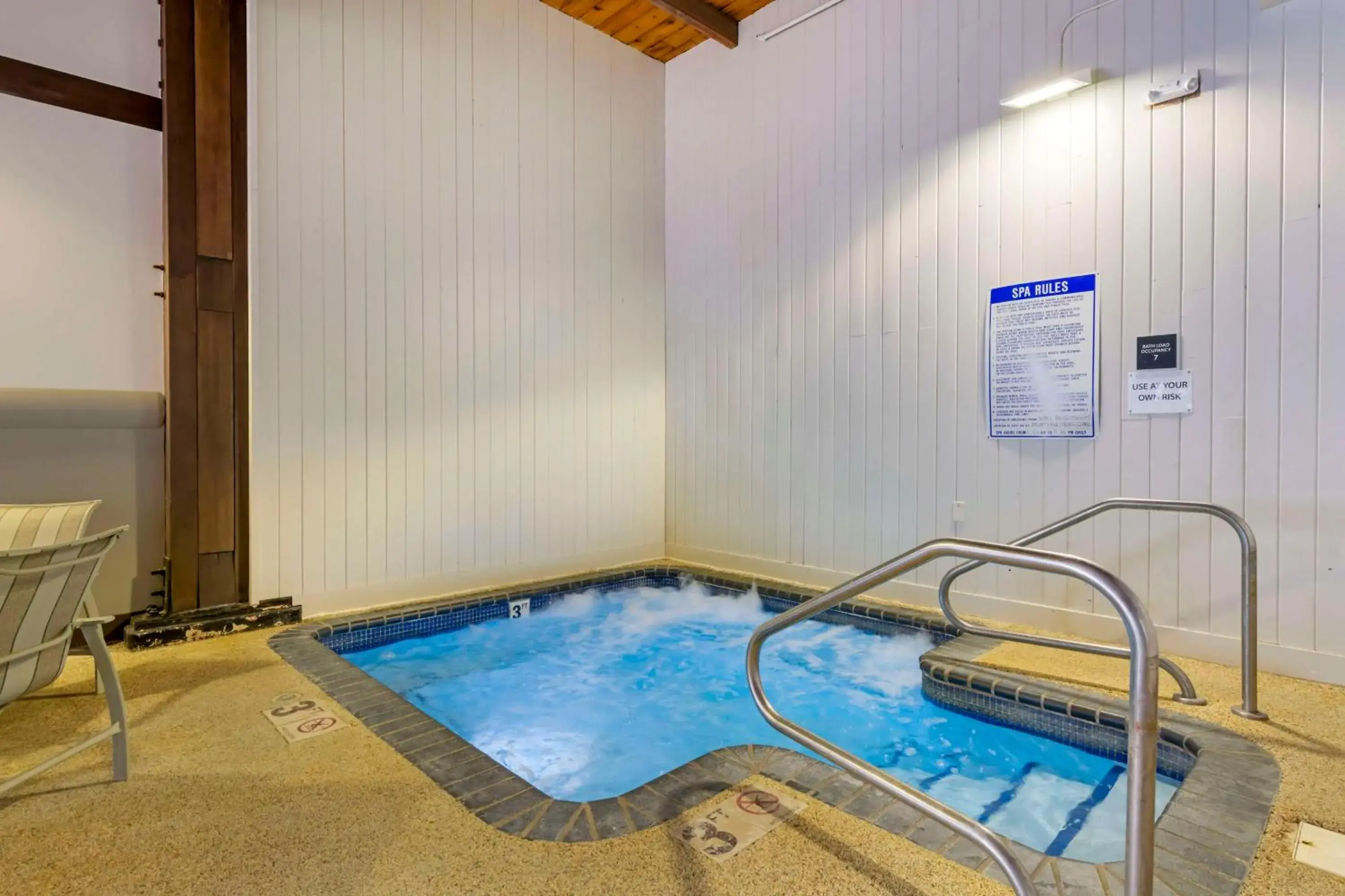 Pool view in Best Western Plus St. Paul North/Shoreview Pool view in Best Western Plus St. Paul North/Shoreview