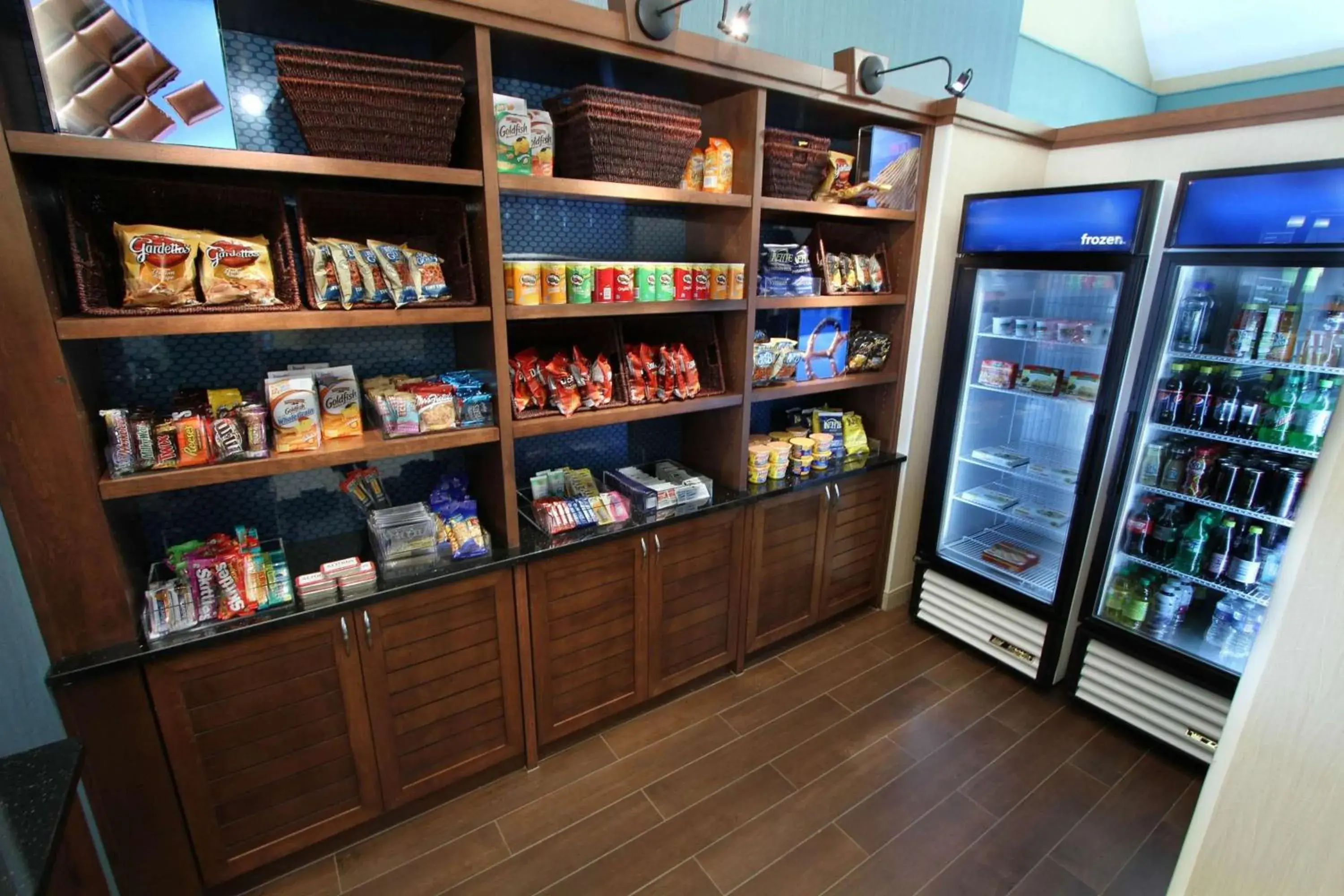 Restaurant/places to eat in Hampton Inn Morehead City Restaurant/places to eat in Hampton Inn Morehead City