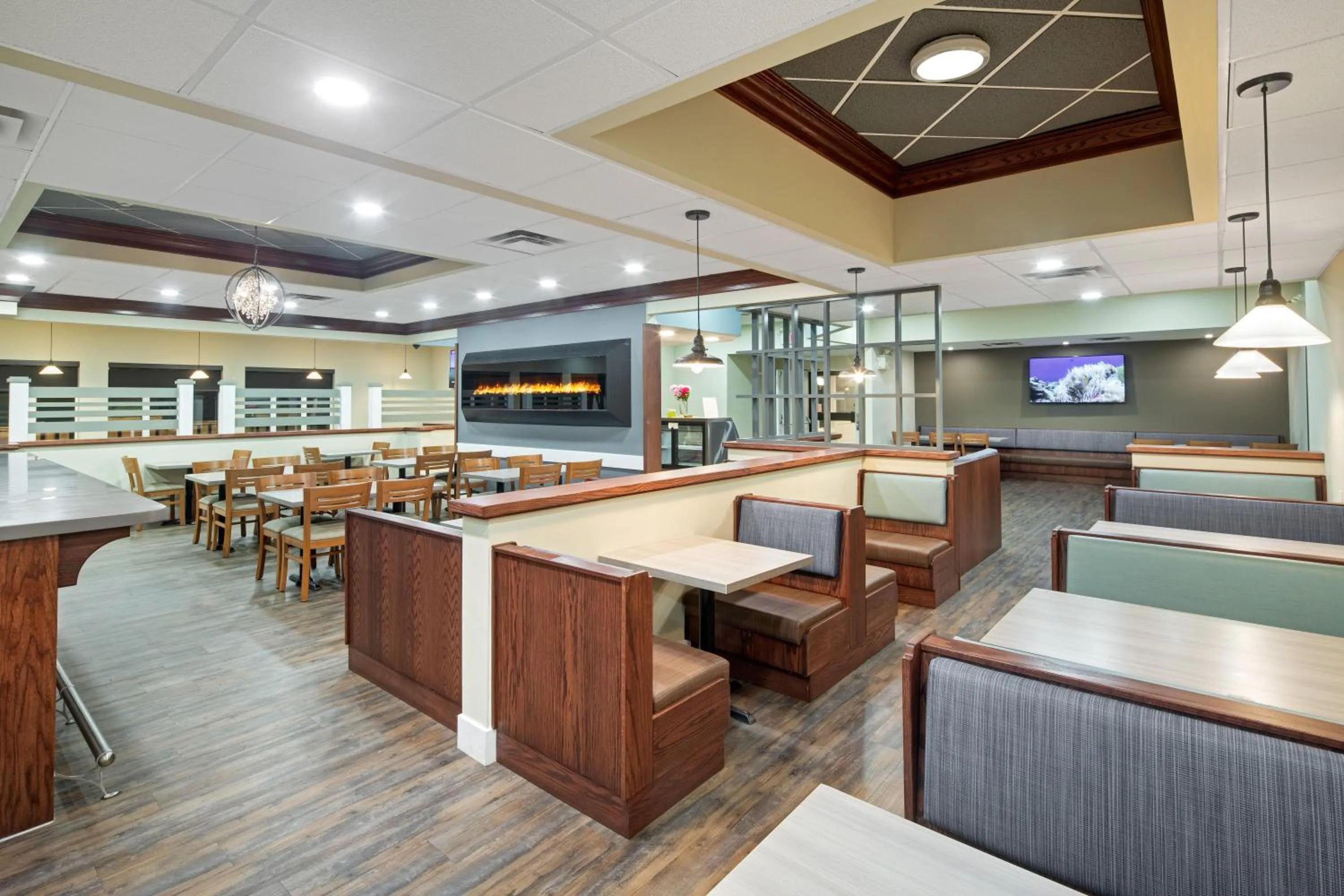 Restaurant/places to eat in Travelodge Hotel by Wyndham Sudbury