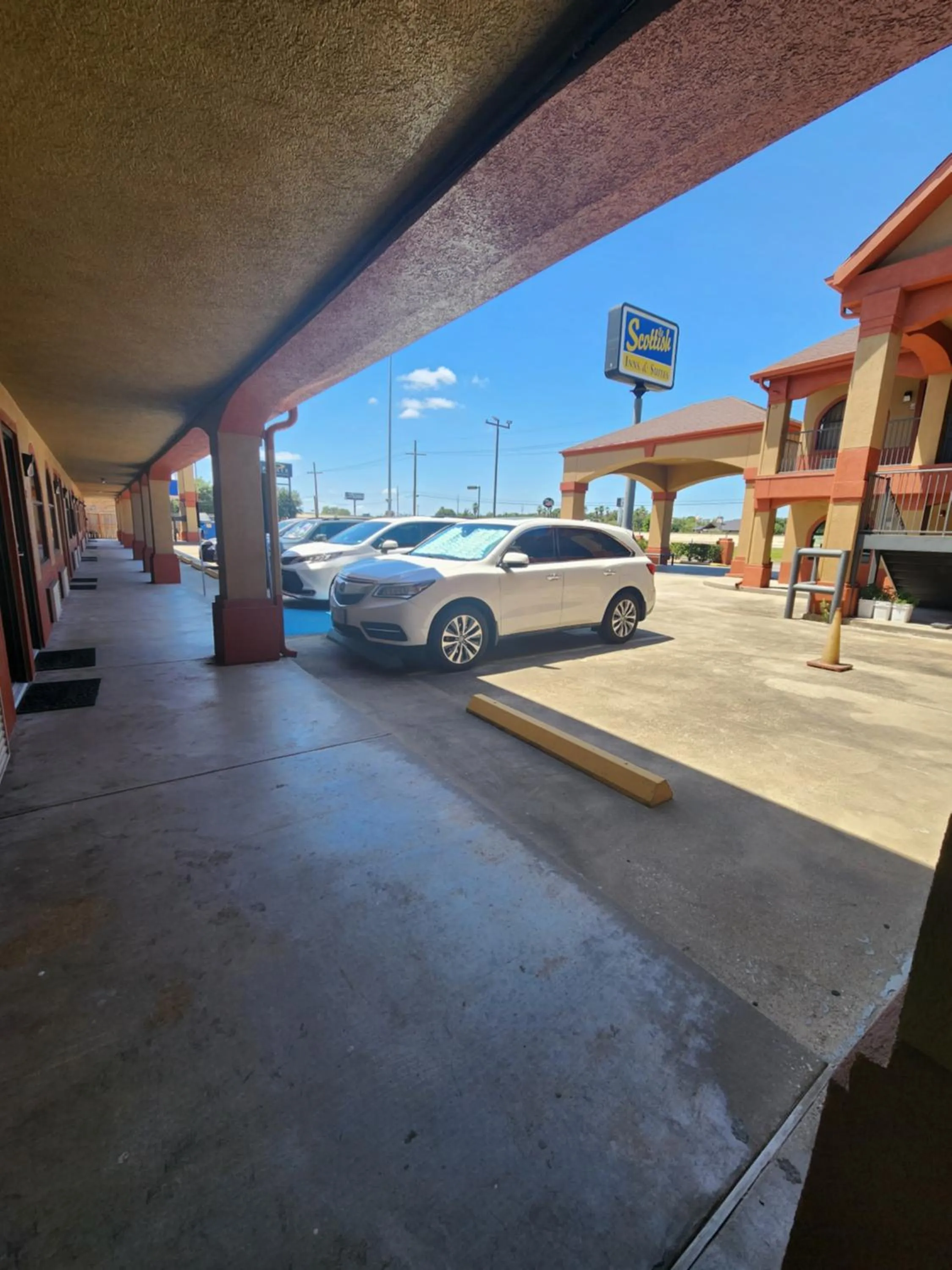 Property building in Scottish Inn and Suites Beaumont