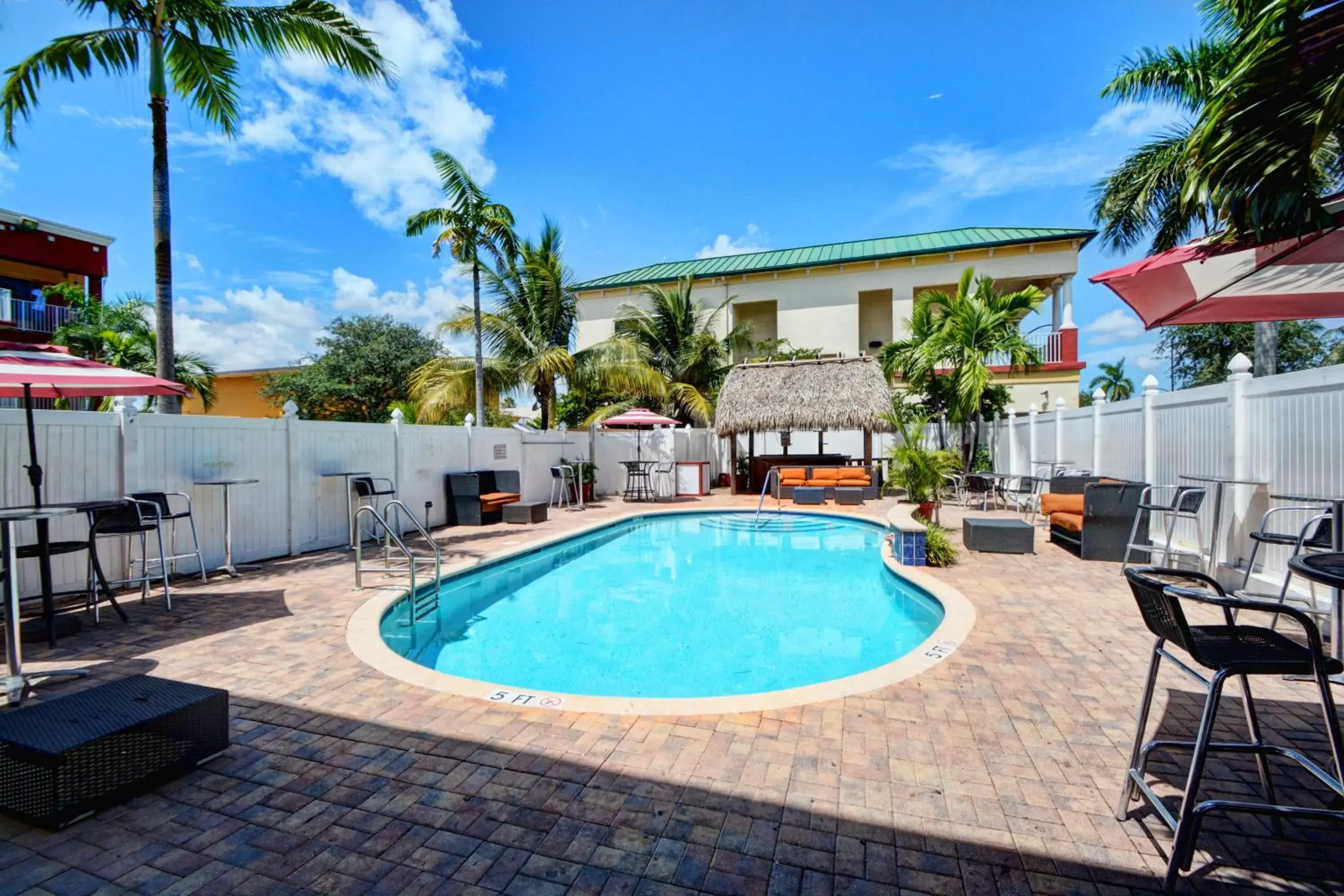 Swimming Pool in Plantation Inn Hotel And Lounge