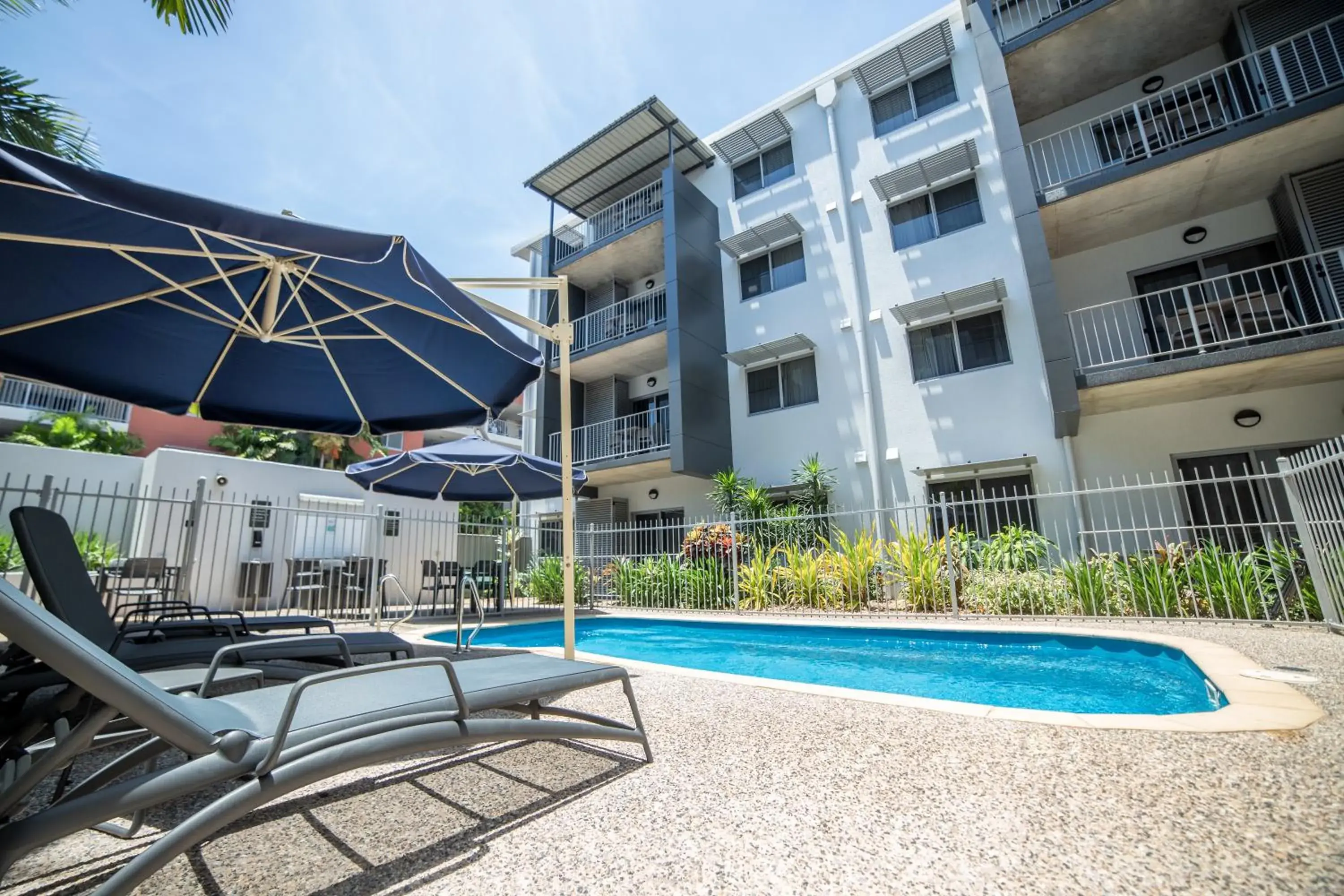 Property building in Hudson Parap Property building in Hudson Parap