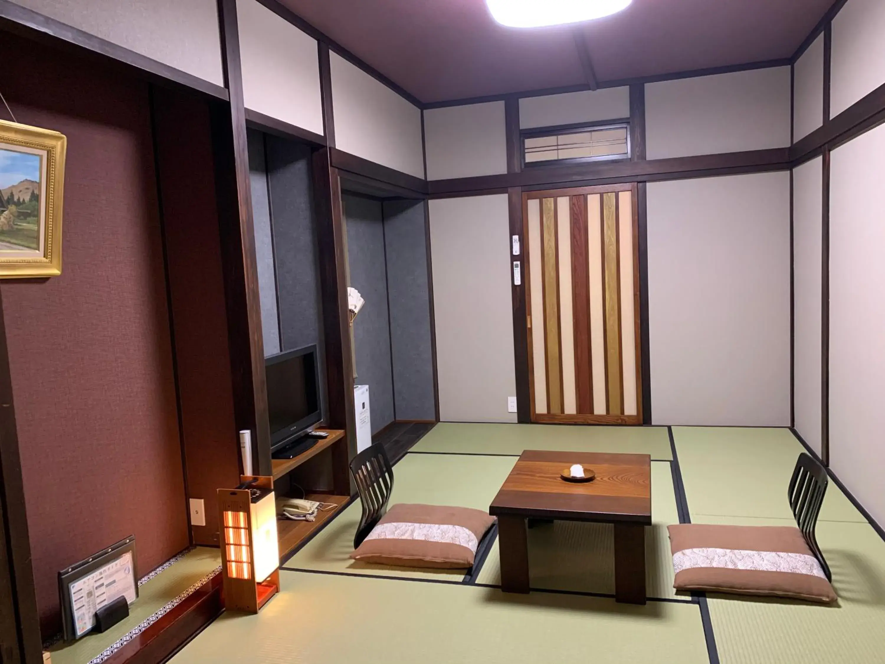 Photo of the whole room, Bed in Ryokan Asunaro Photo of the whole room, Bed in Ryokan Asunaro