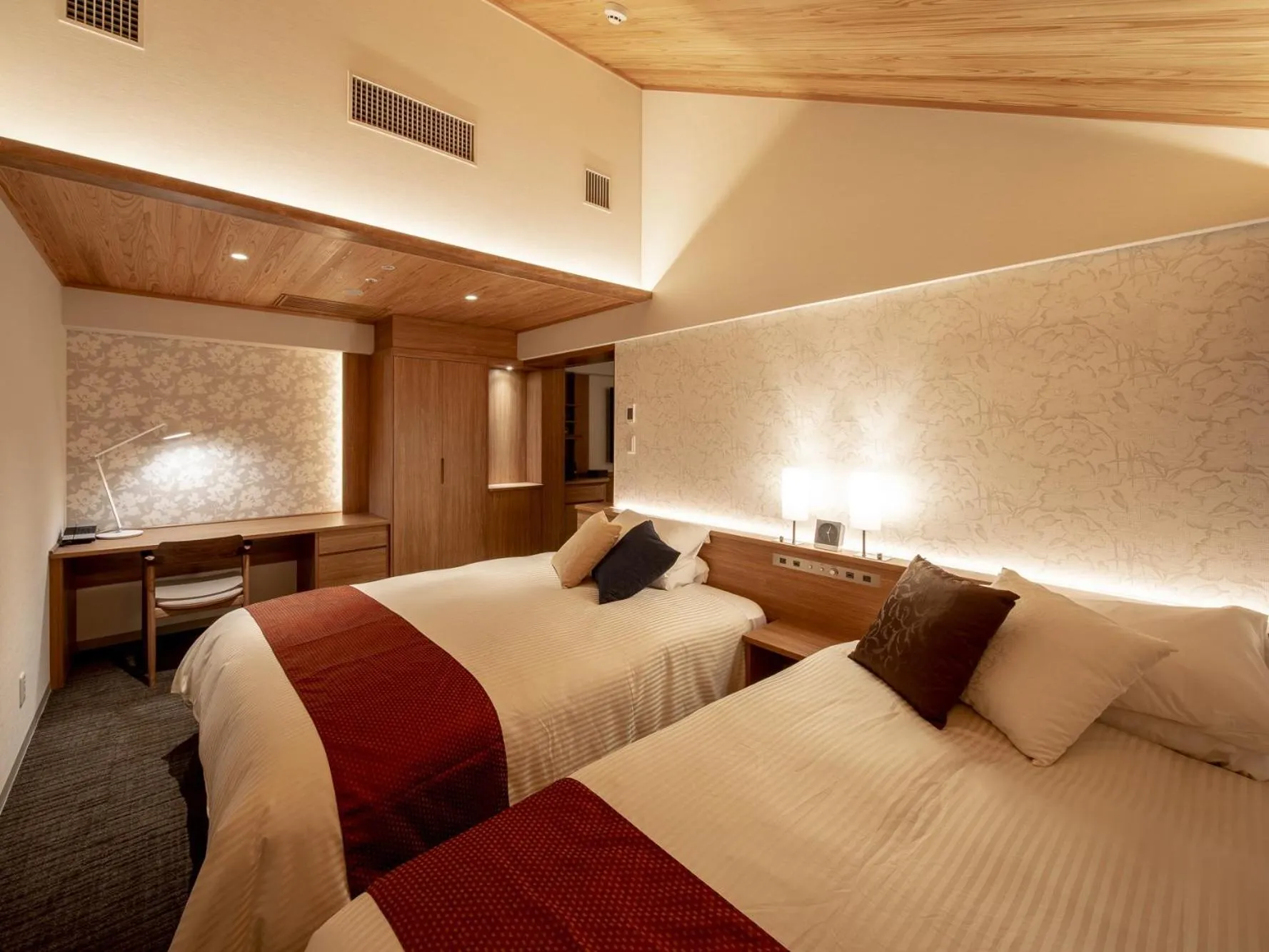 Photo of the whole room, Bed in Kurashiki Ivy Square