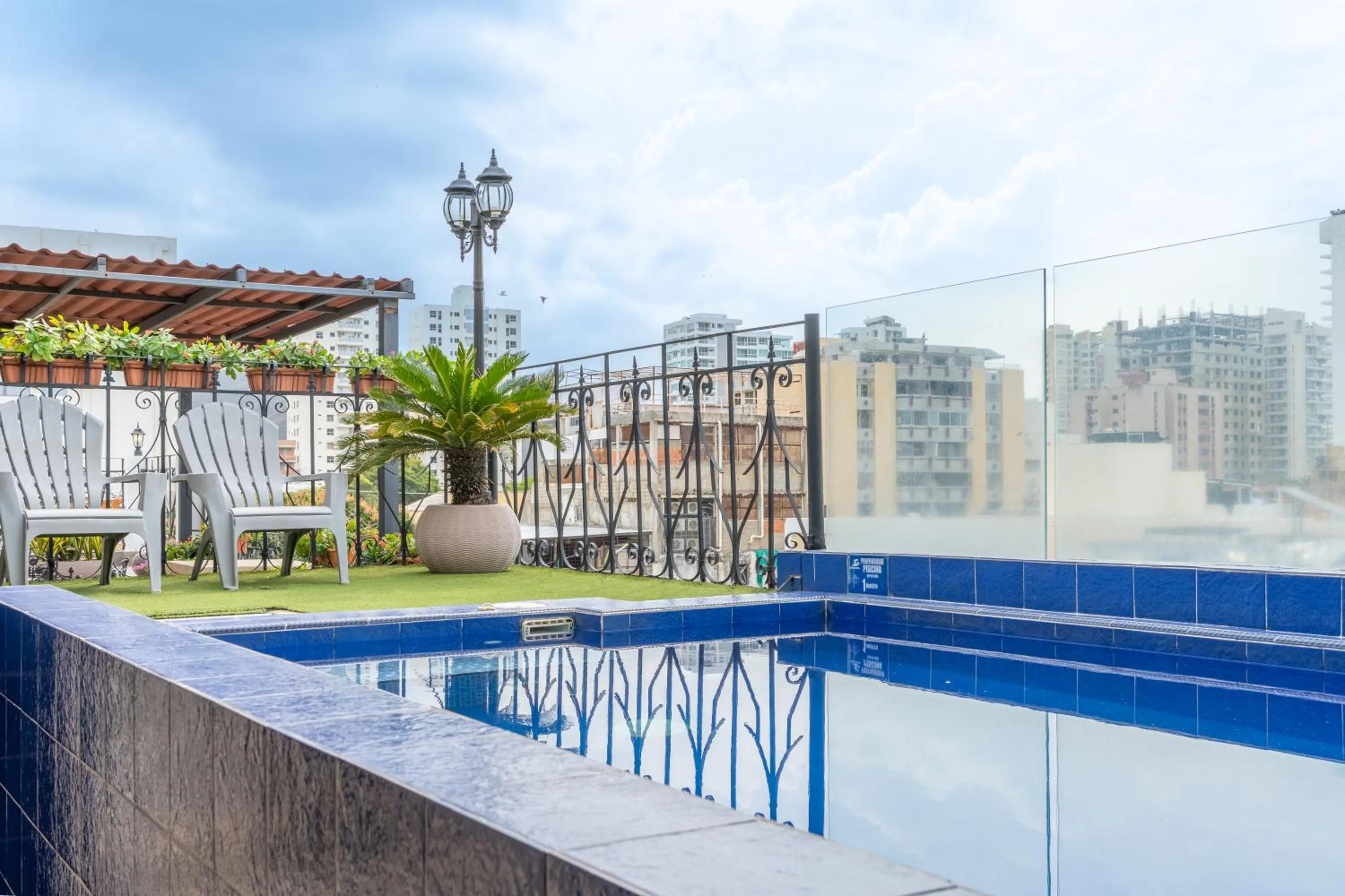 Day in Hotel Boutique ADAZ