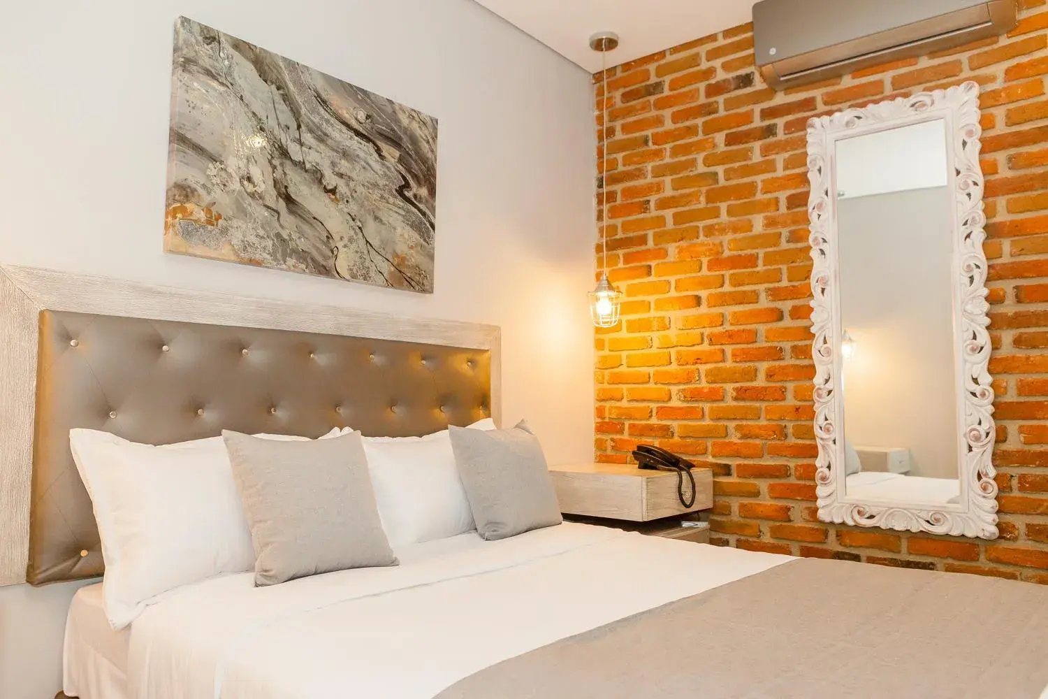 Bed in Hotel Boutique ADAZ Bed in Hotel Boutique ADAZ