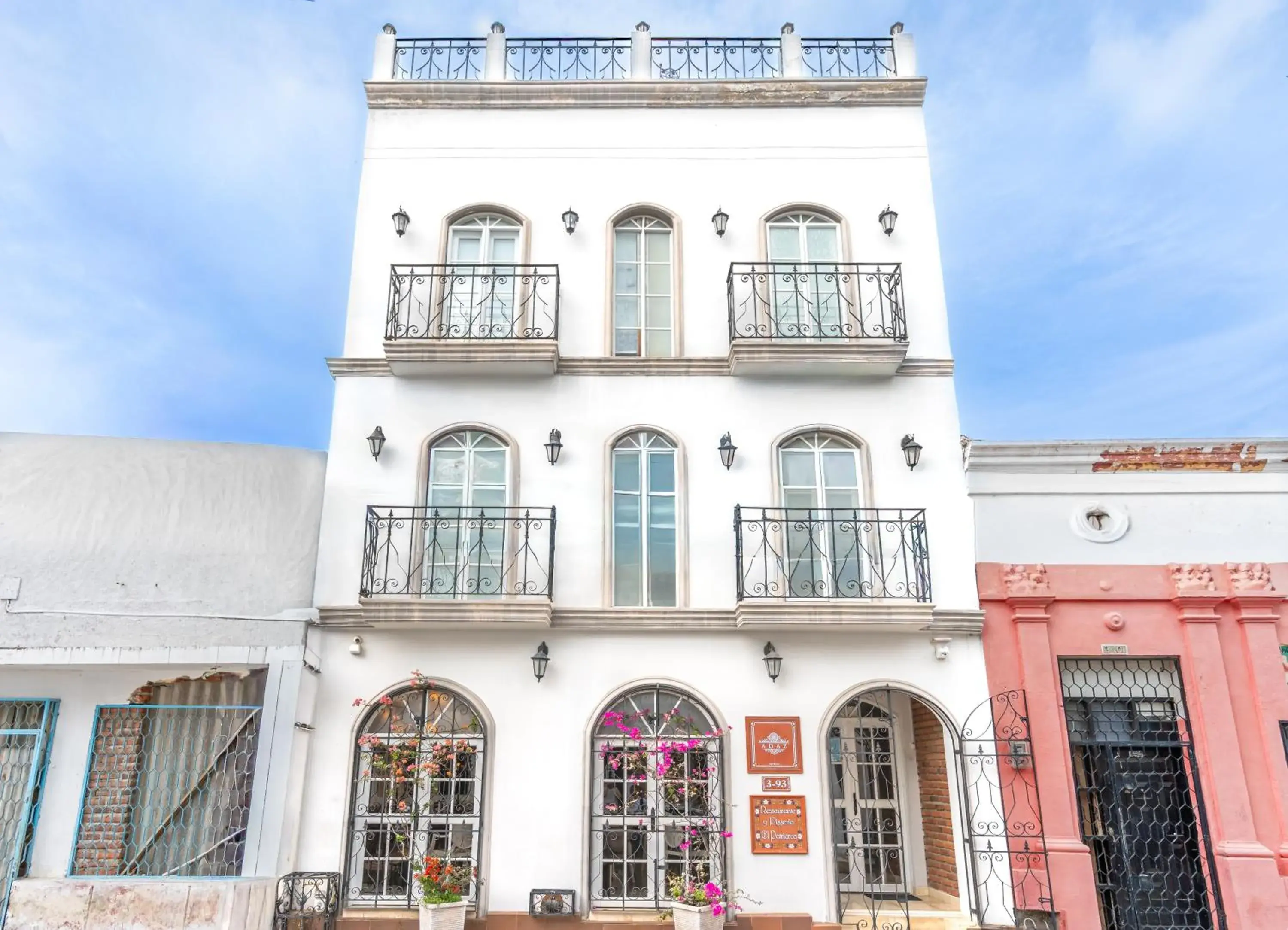 Facade/entrance in Hotel Boutique ADAZ Facade/entrance in Hotel Boutique ADAZ