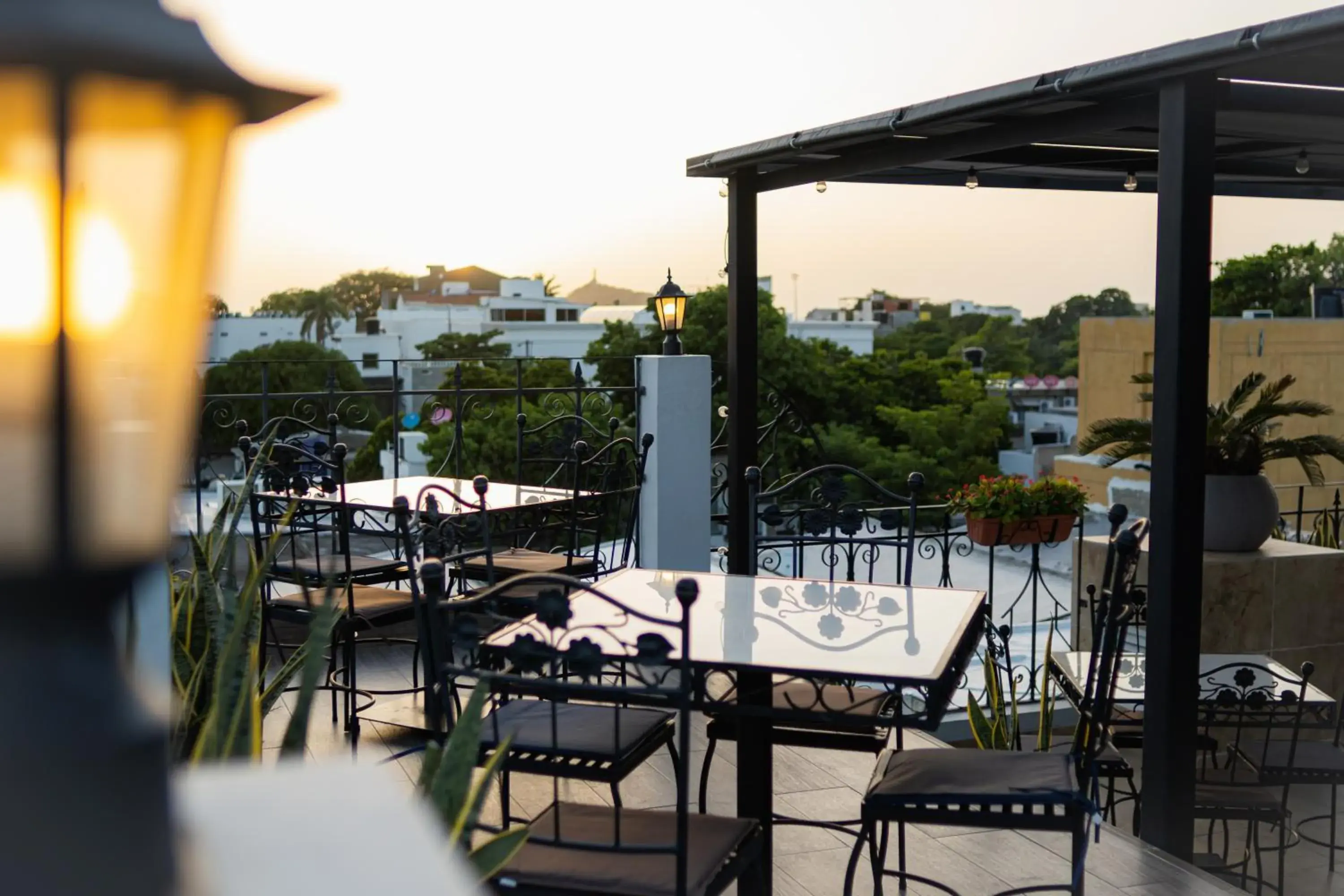 Restaurant/places to eat in Hotel Boutique ADAZ Restaurant/places to eat in Hotel Boutique ADAZ