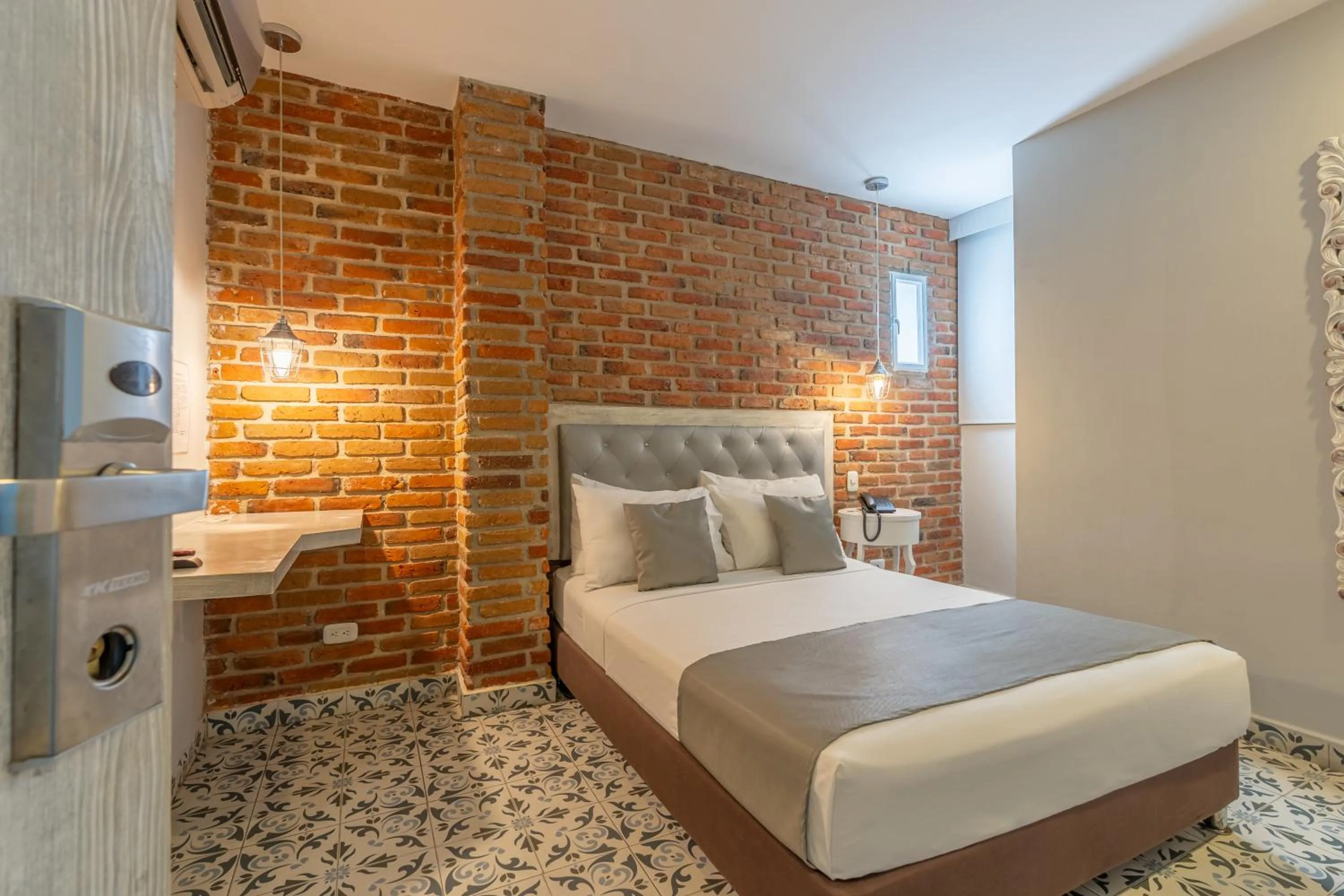 Bed in Hotel Boutique ADAZ