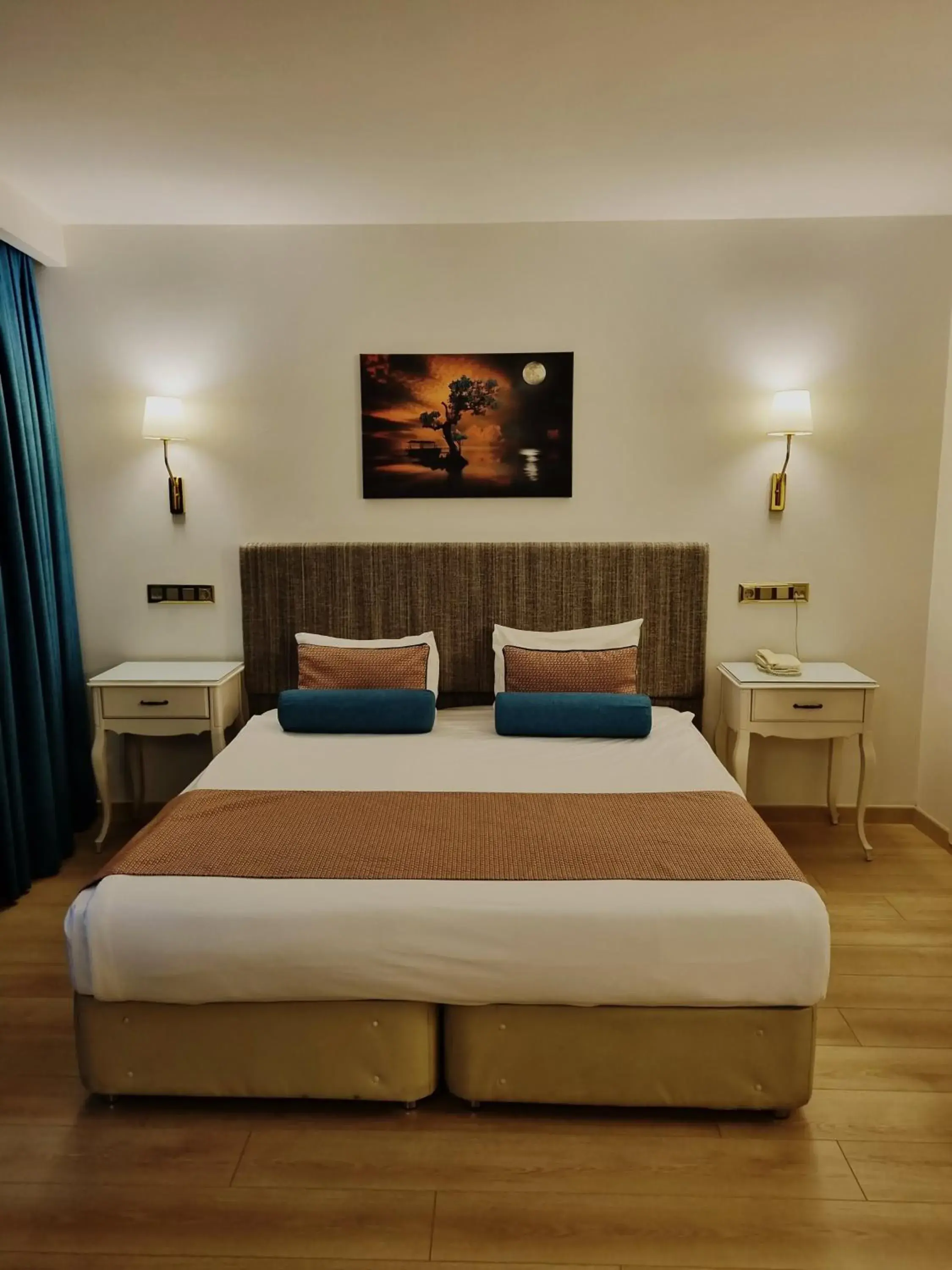 Bed in Taximtown Hotel Bed in Taximtown Hotel