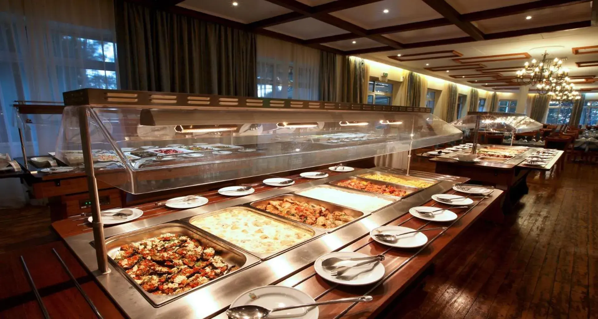 Restaurant/places to eat in Forest Park Hotel Restaurant/places to eat in Forest Park Hotel