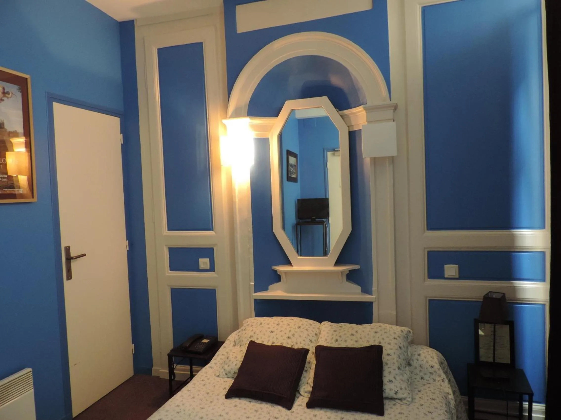 Bed in Le Vieux Carré