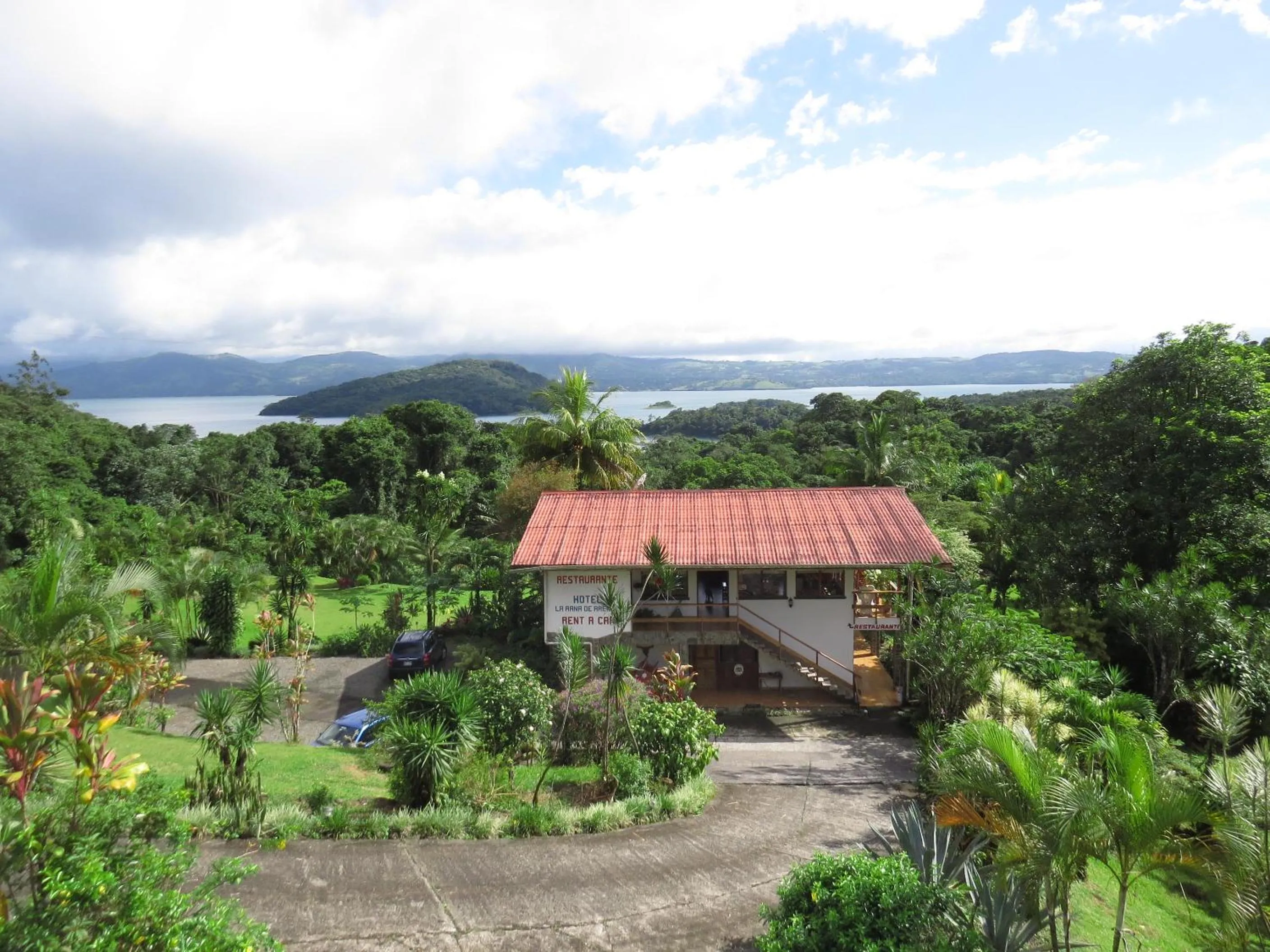 Hotel La Rana de Arenal