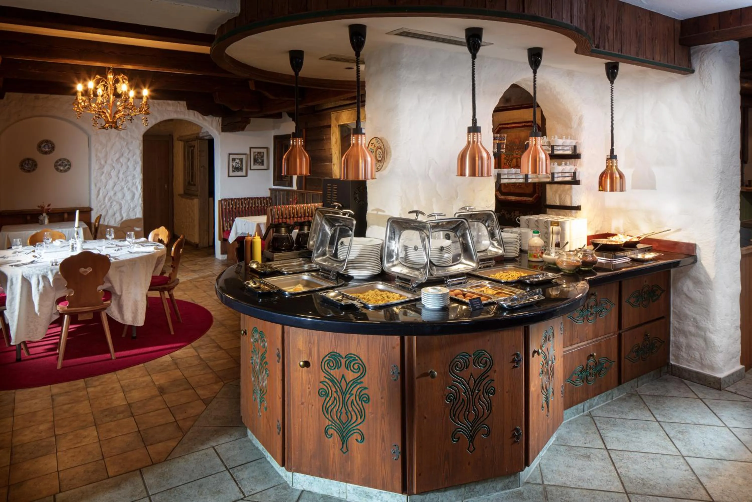 Restaurant/places to eat in Hotel Höhlenstein