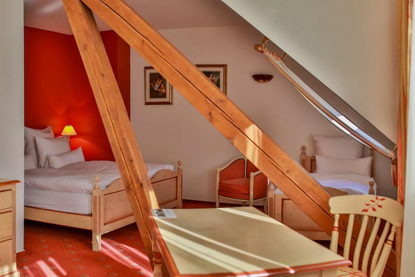 Junior Suite - single occupancy in Hotel Saint-Hubert