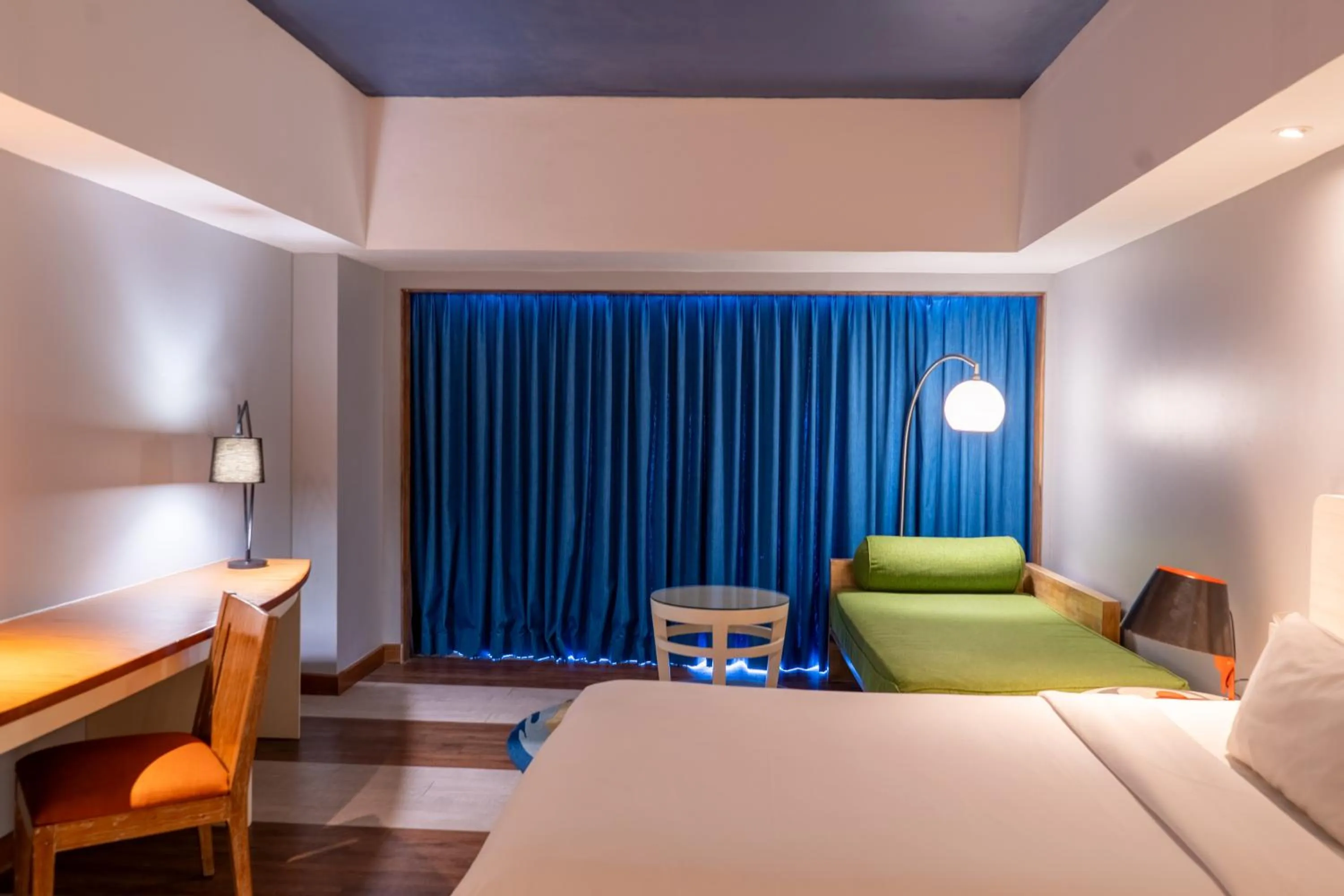 Bedroom, Bed in Mercure Convention Center Ancol