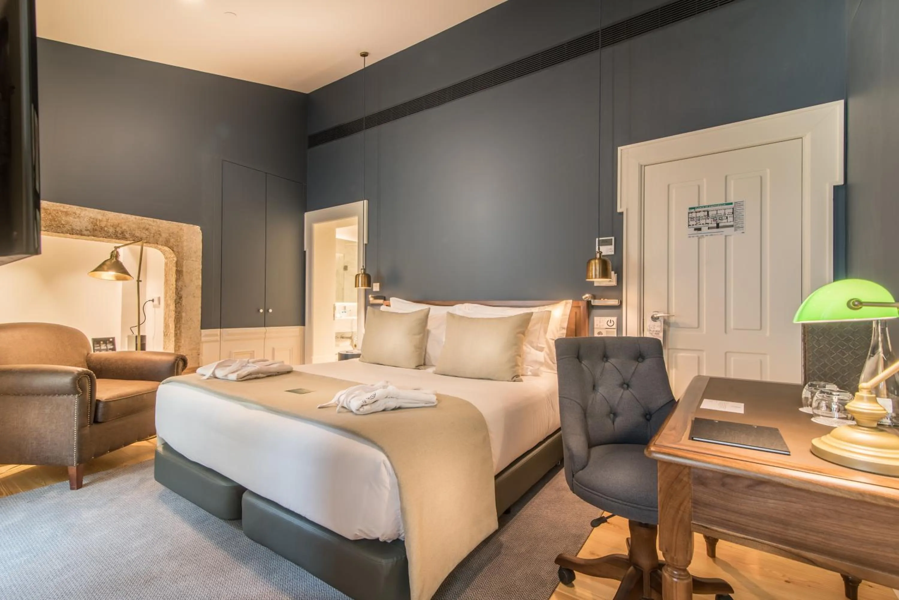 Bed in Hotel da Baixa