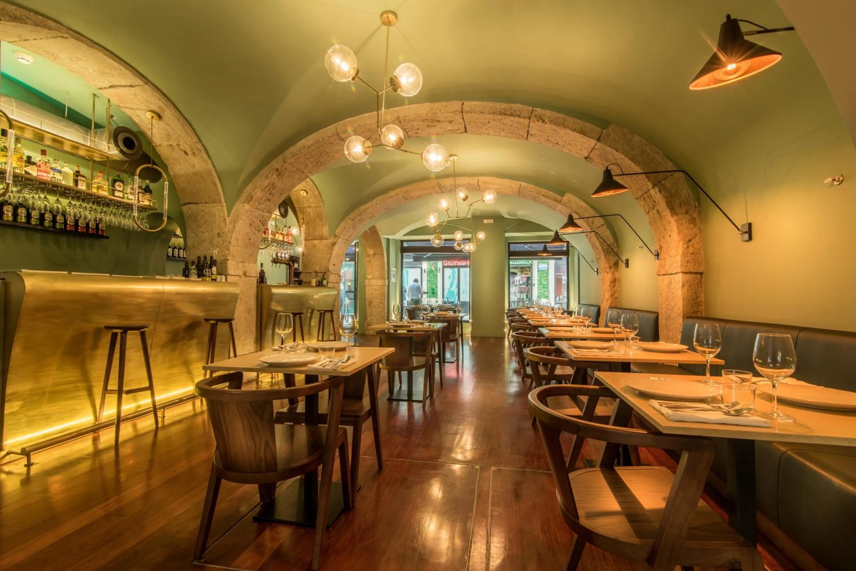 Restaurant/places to eat in Hotel da Baixa