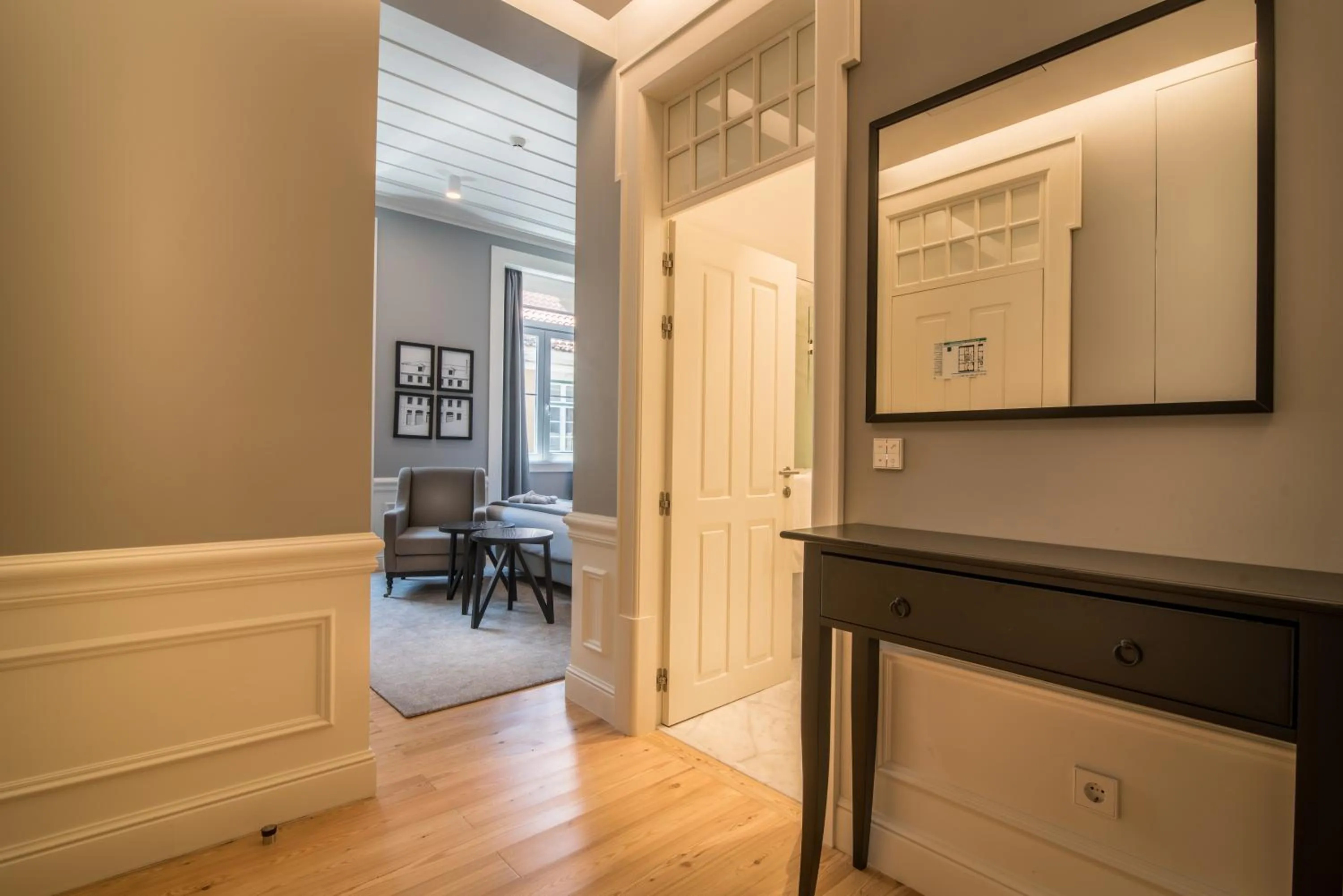 Bedroom in Hotel da Baixa