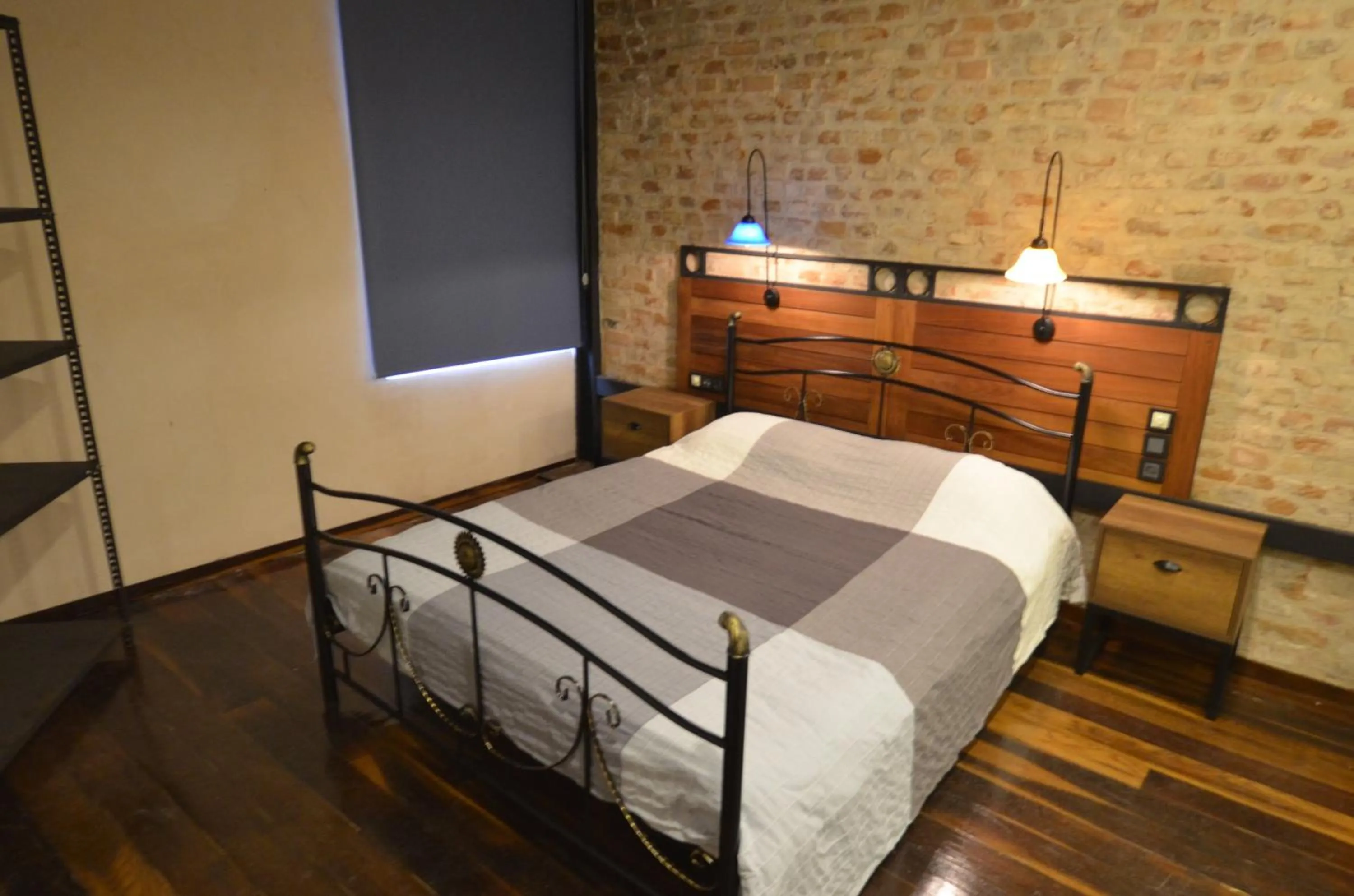 Bed in Ünver Galata Apart