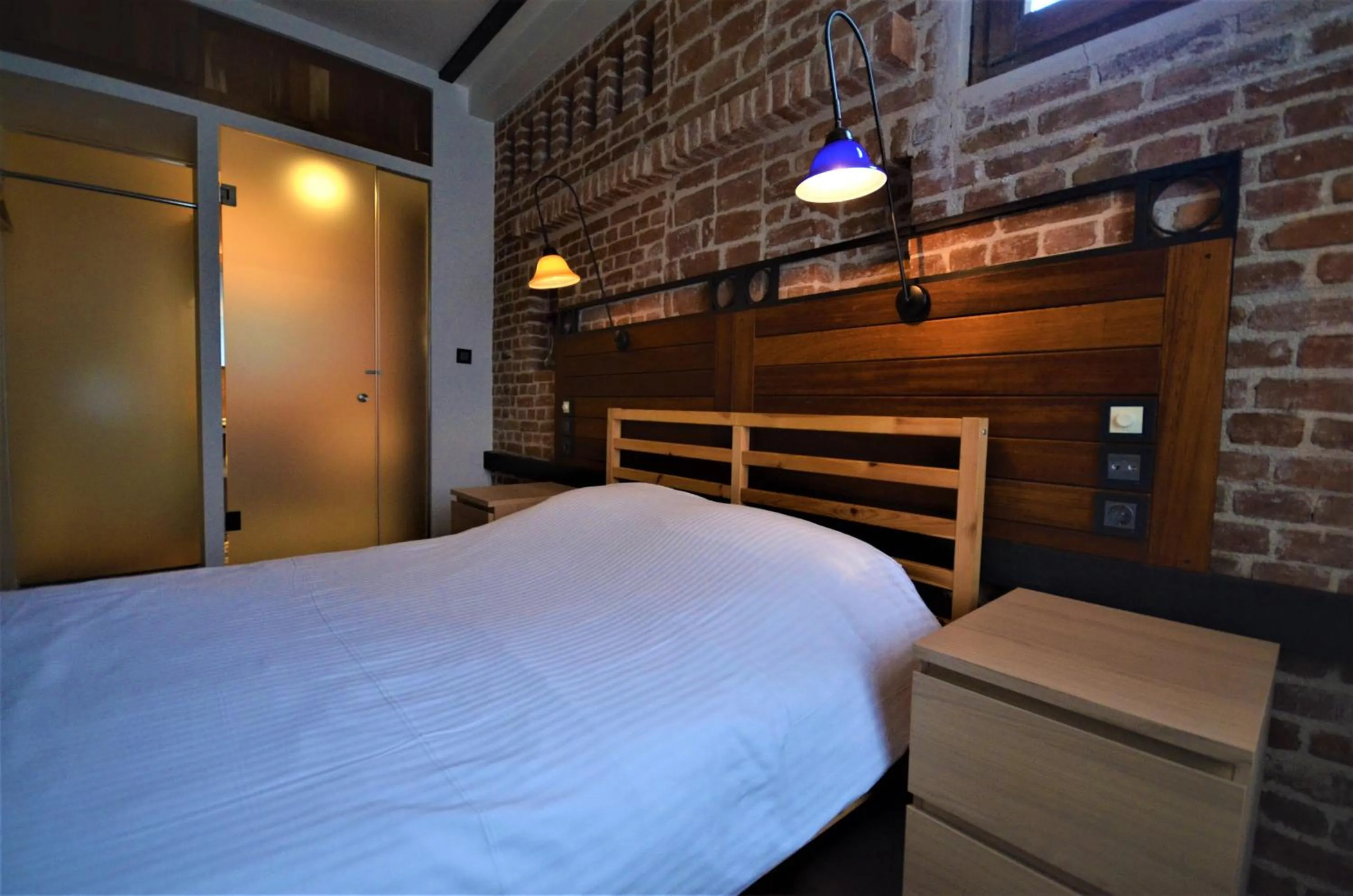 Bed in Ünver Galata Apart