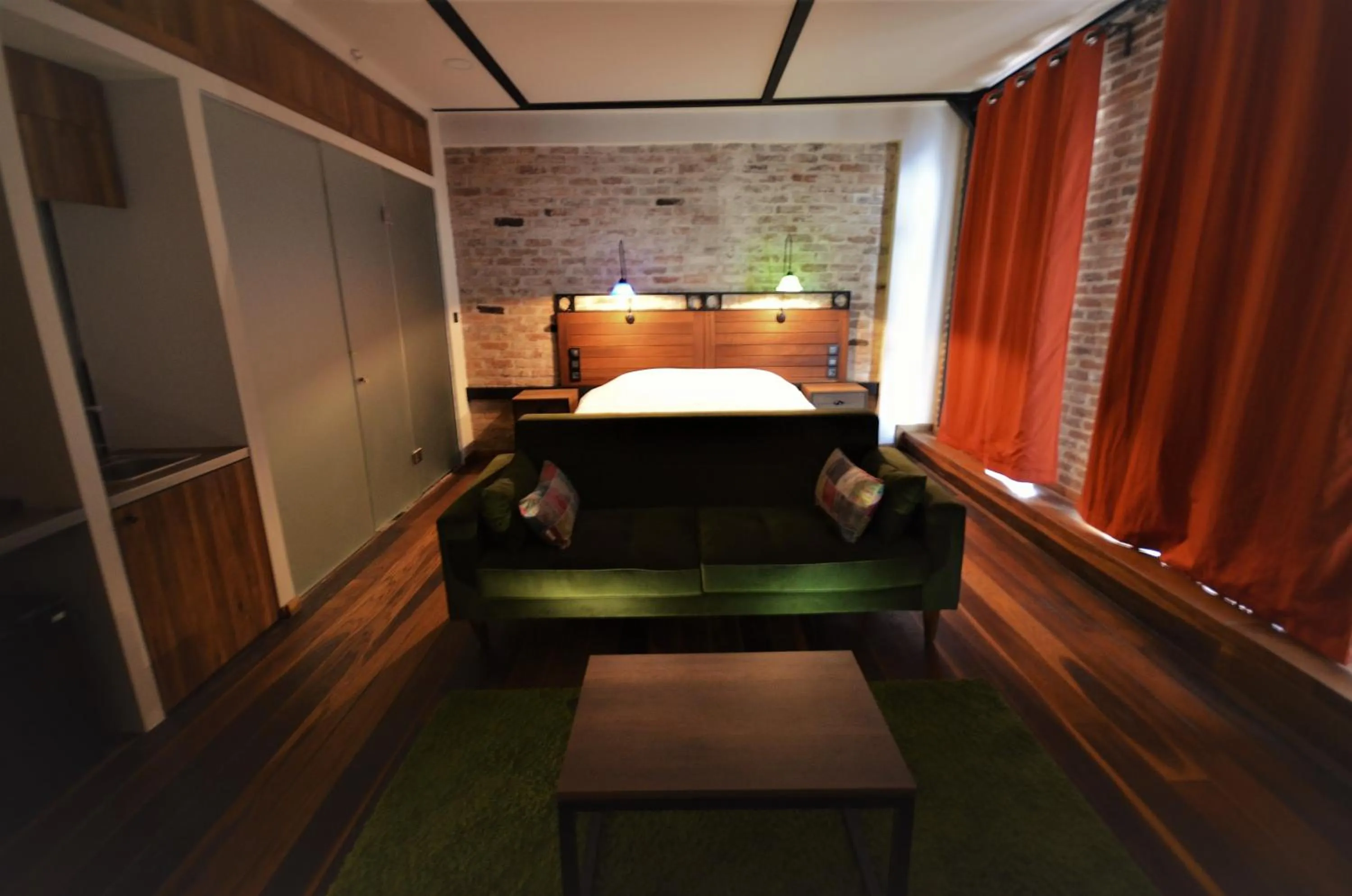 Bed in Ünver Galata Apart