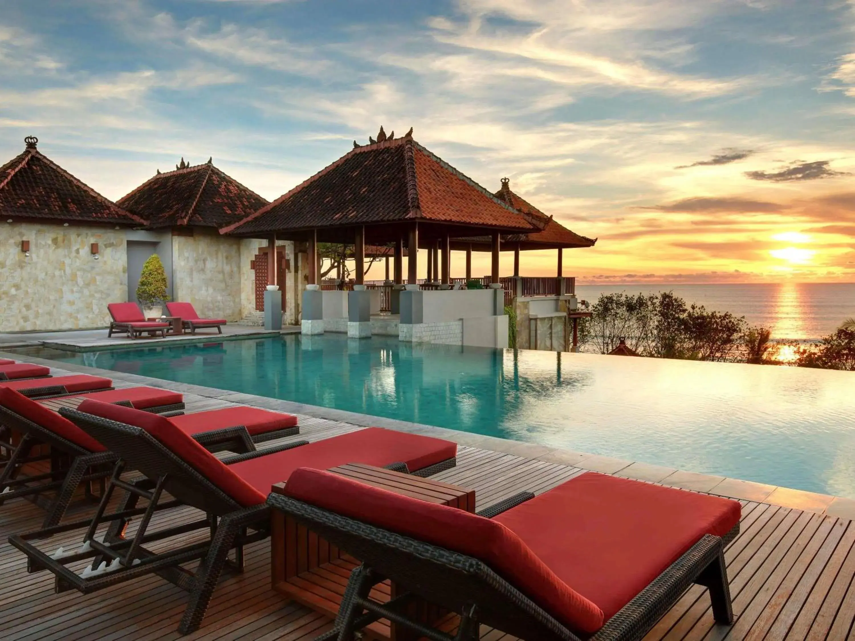 Property building in Mercure Kuta Bali Property building in Mercure Kuta Bali