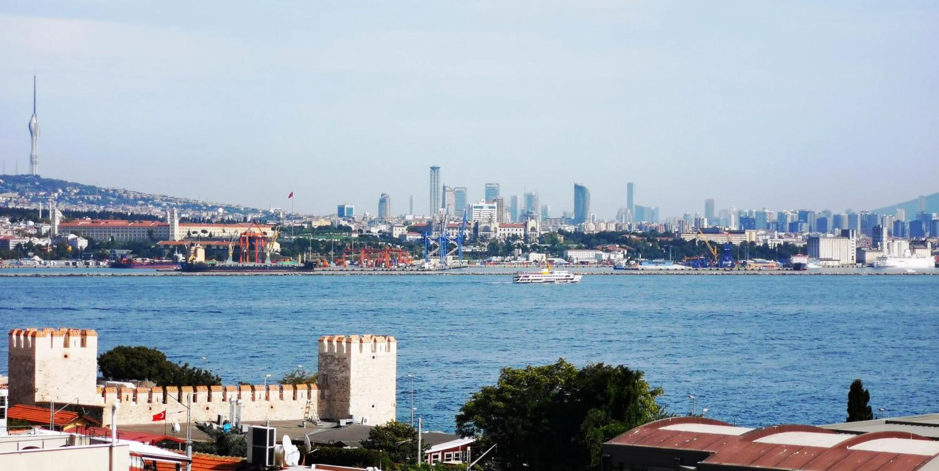 Balcony/Terrace in Hotel Broken Column